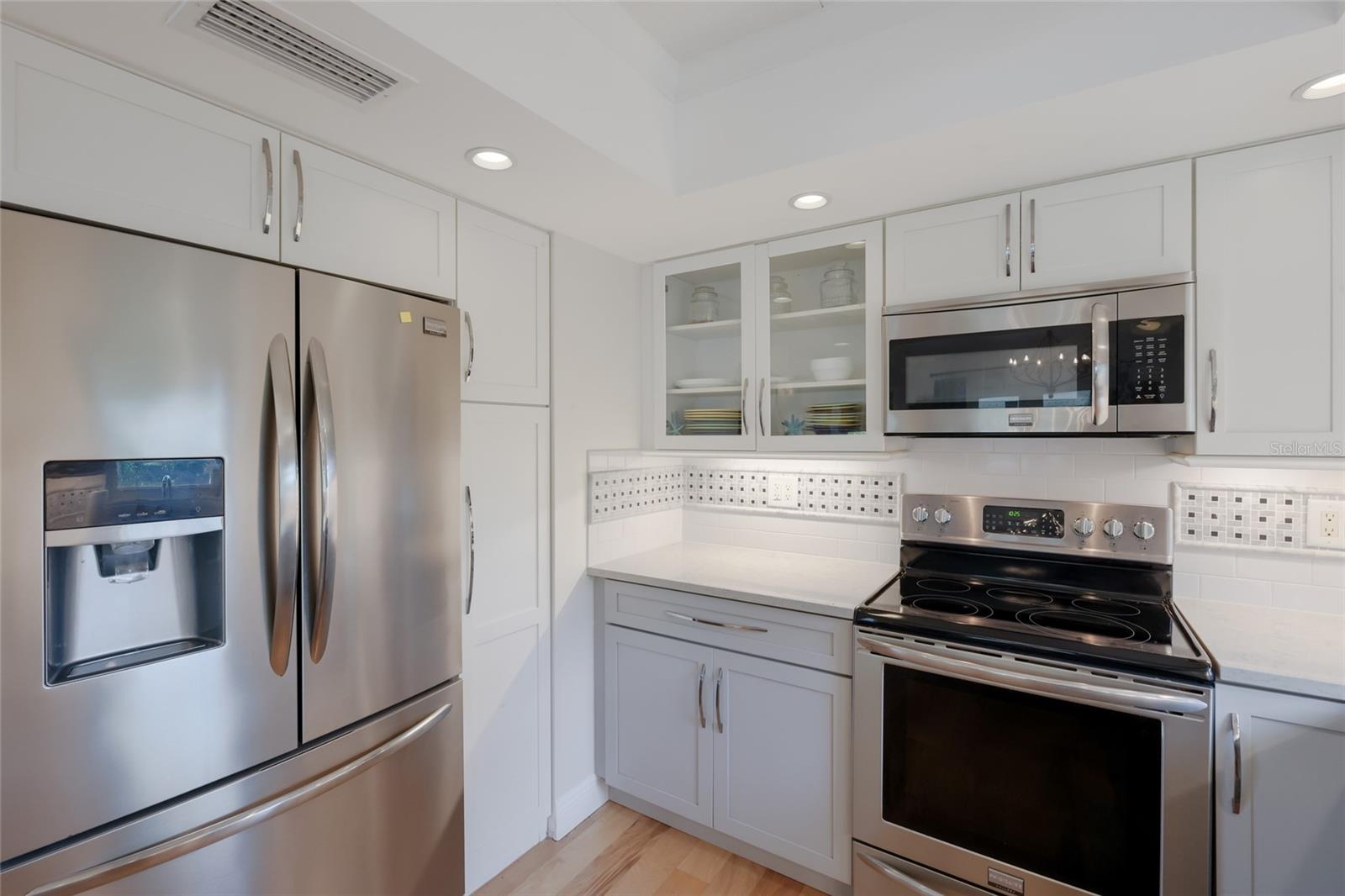 Image 15 of 40 For 221 85th Street