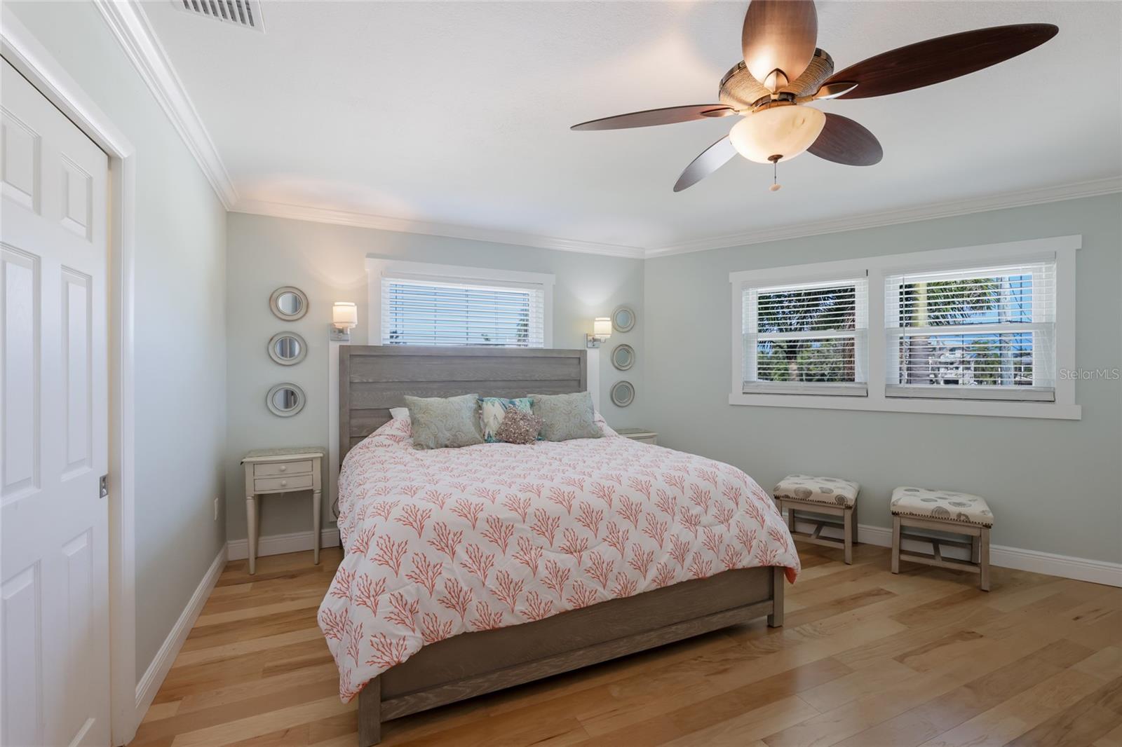 Image 17 of 40 For 221 85th Street