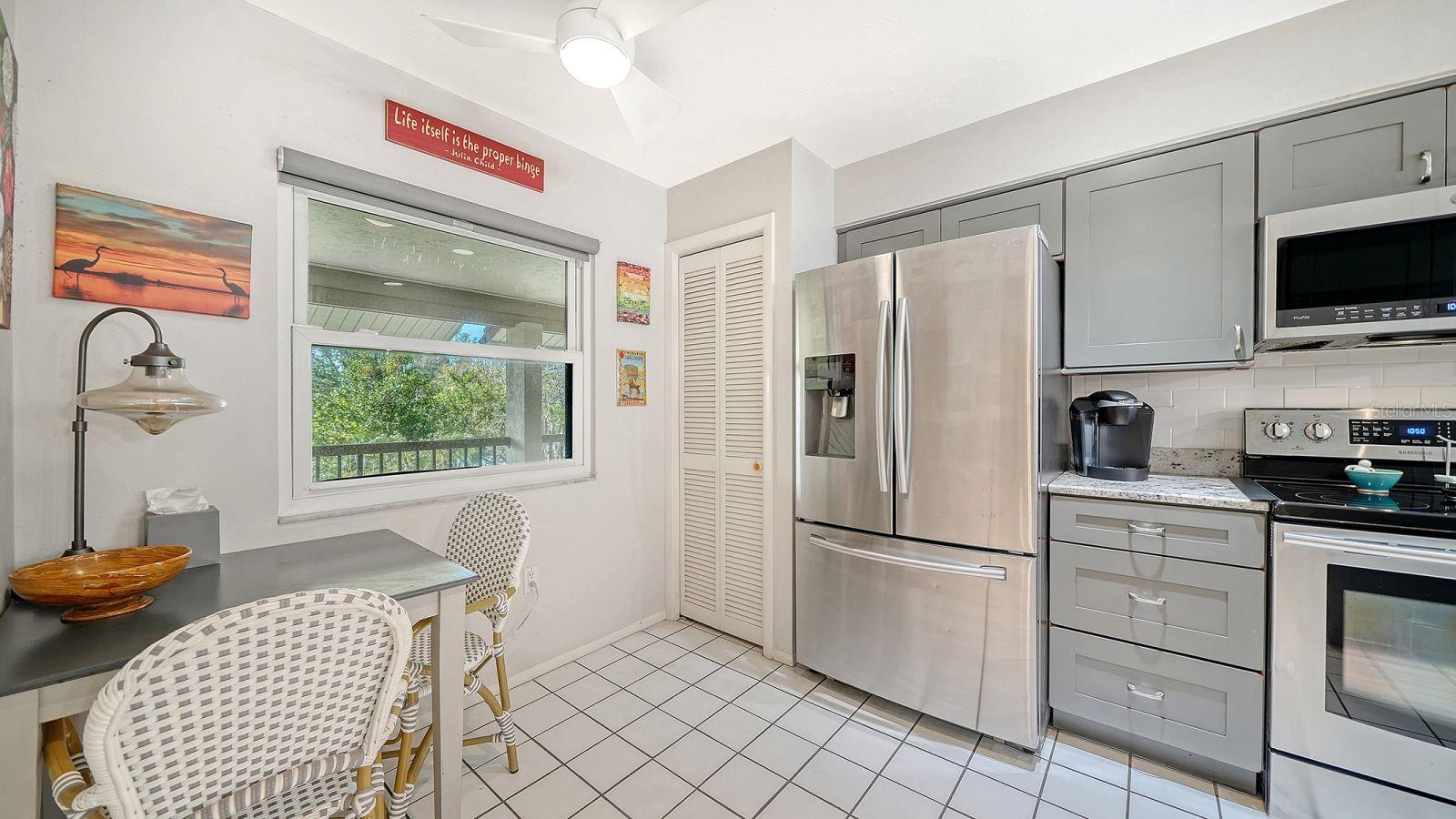 Image 17 of 40 For 3840 Mariners Way 524a