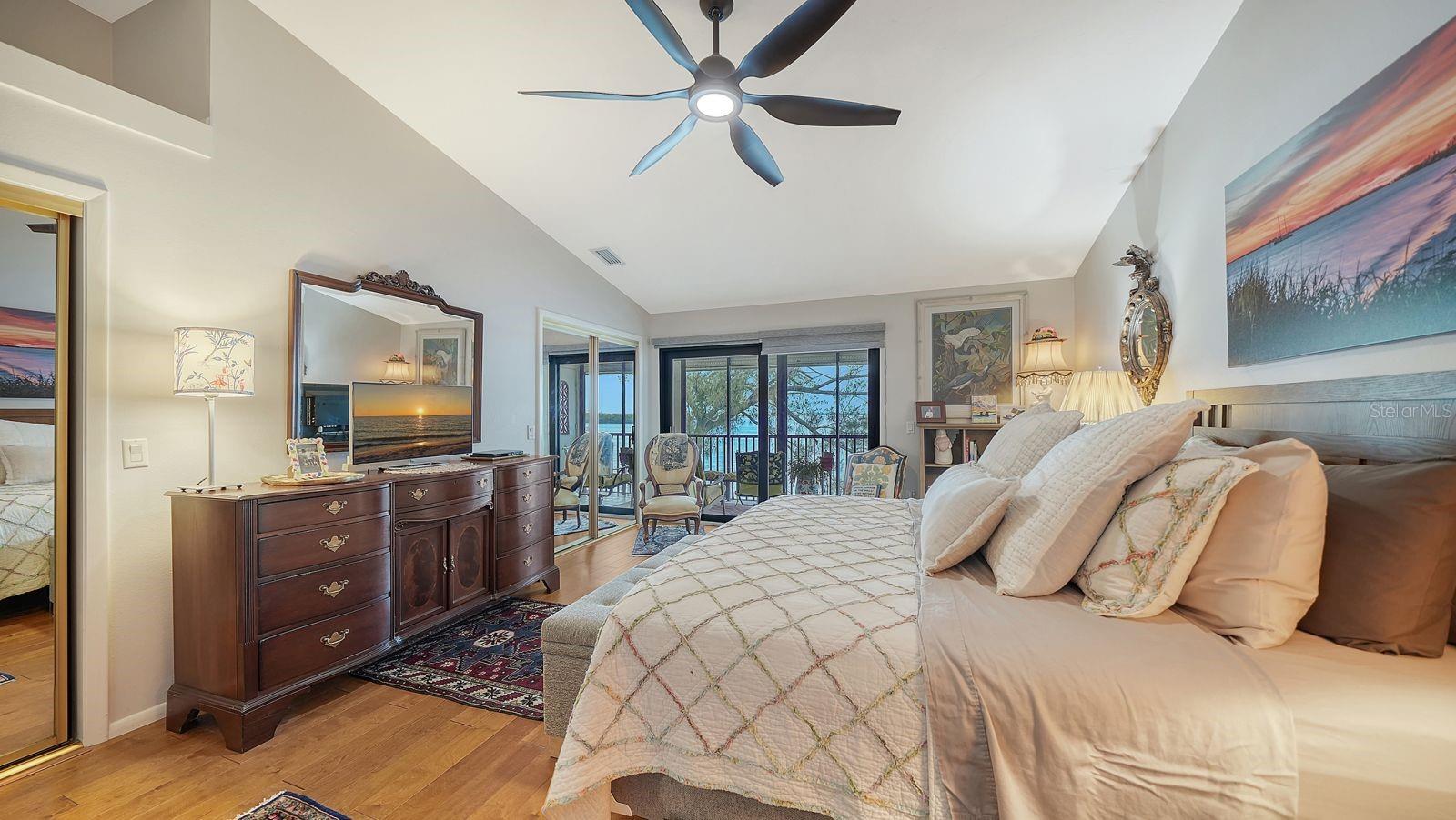 Image 21 of 40 For 3840 Mariners Way 524a