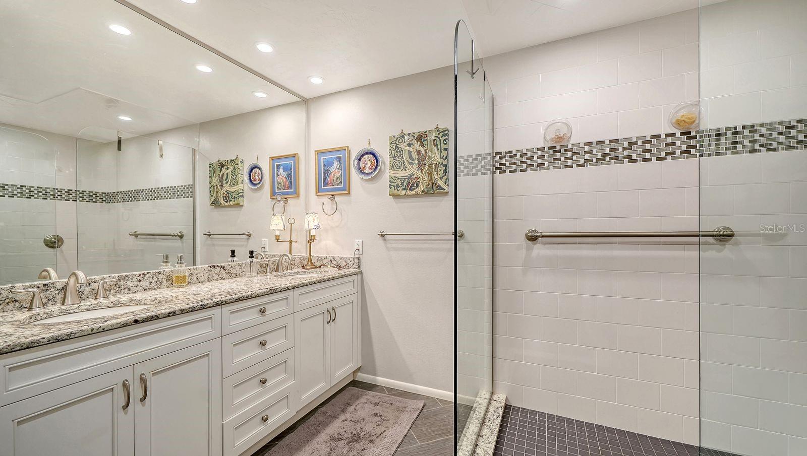 Image 24 of 40 For 3840 Mariners Way 524a