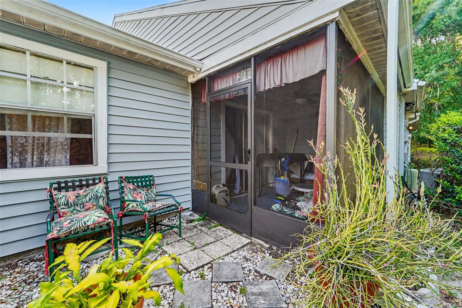 Image 13 of 16 For 12435 Knollbrook Lane