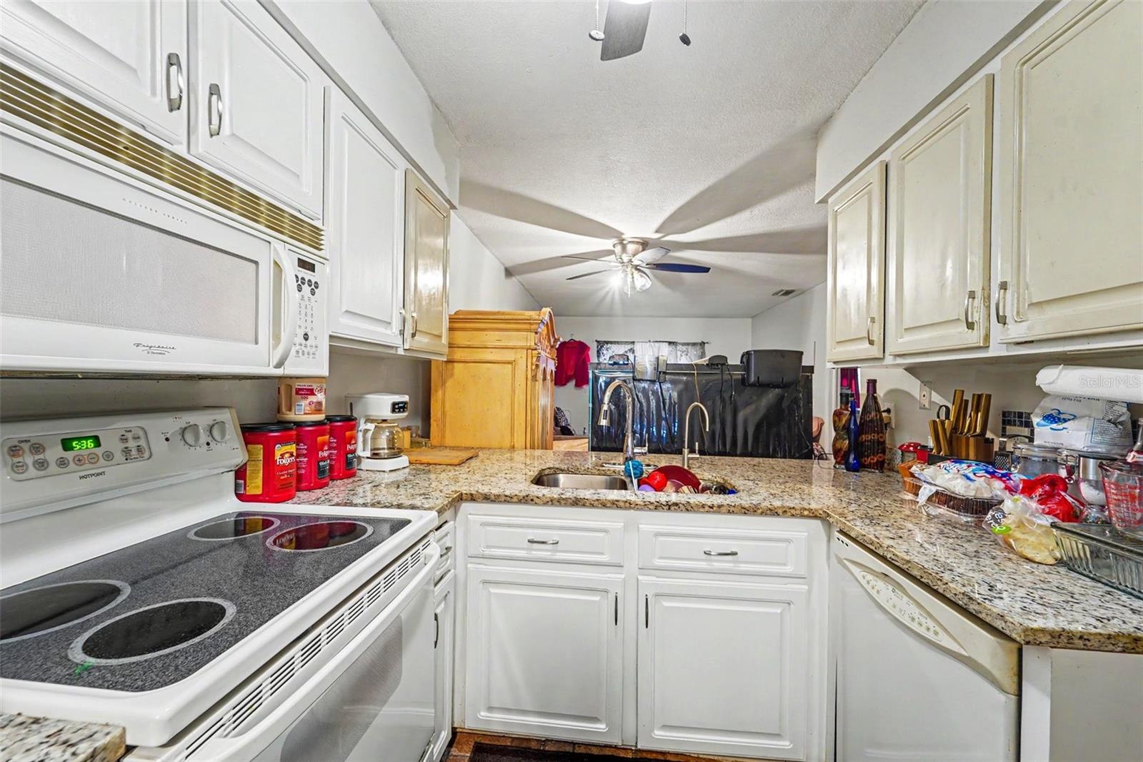 Image 5 of 16 For 12435 Knollbrook Lane