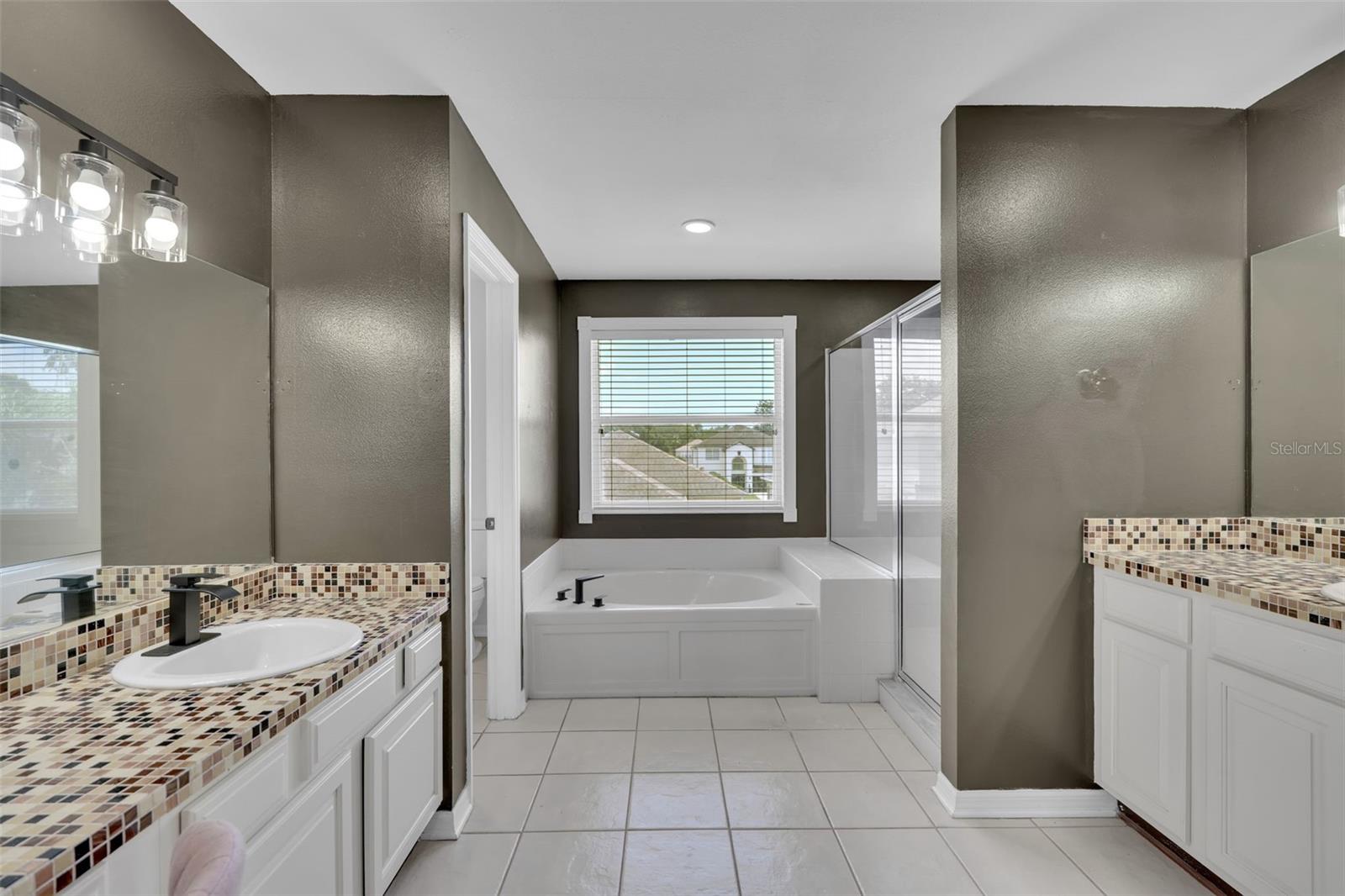 Image 32 of 63 For 1250 Loretto Circle