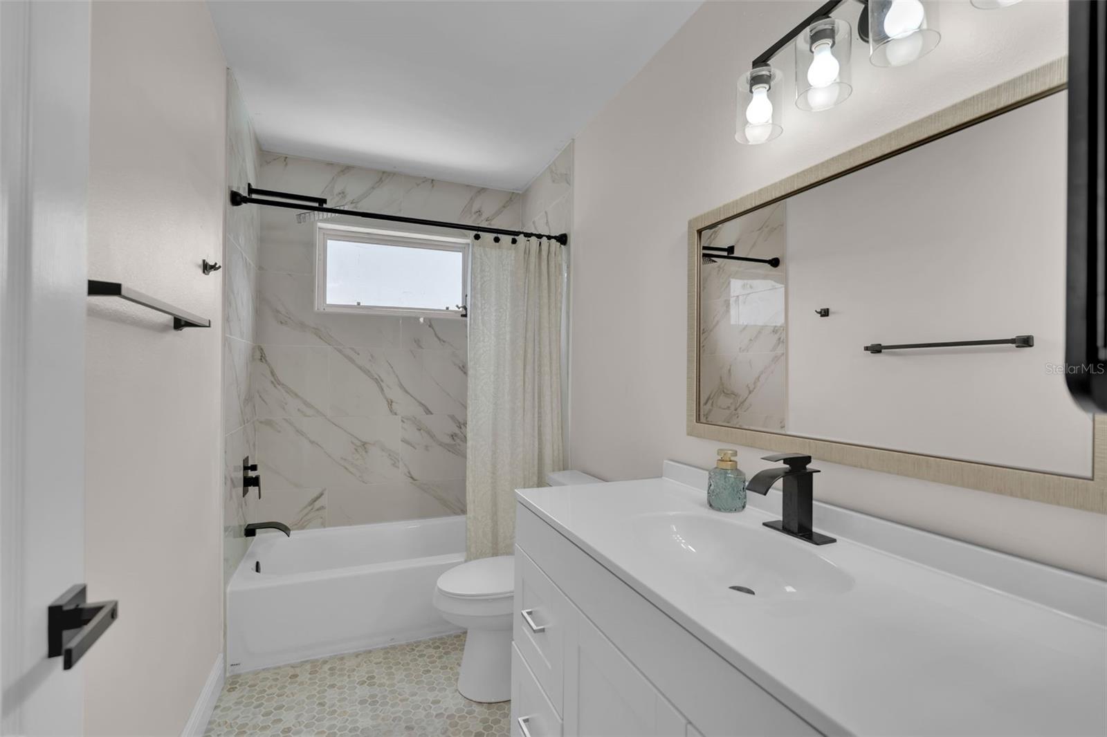 Image 43 of 63 For 1250 Loretto Circle