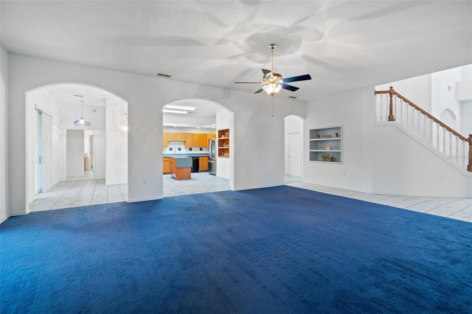 Image 18 of 61 For 13496 S Oakview Avenue