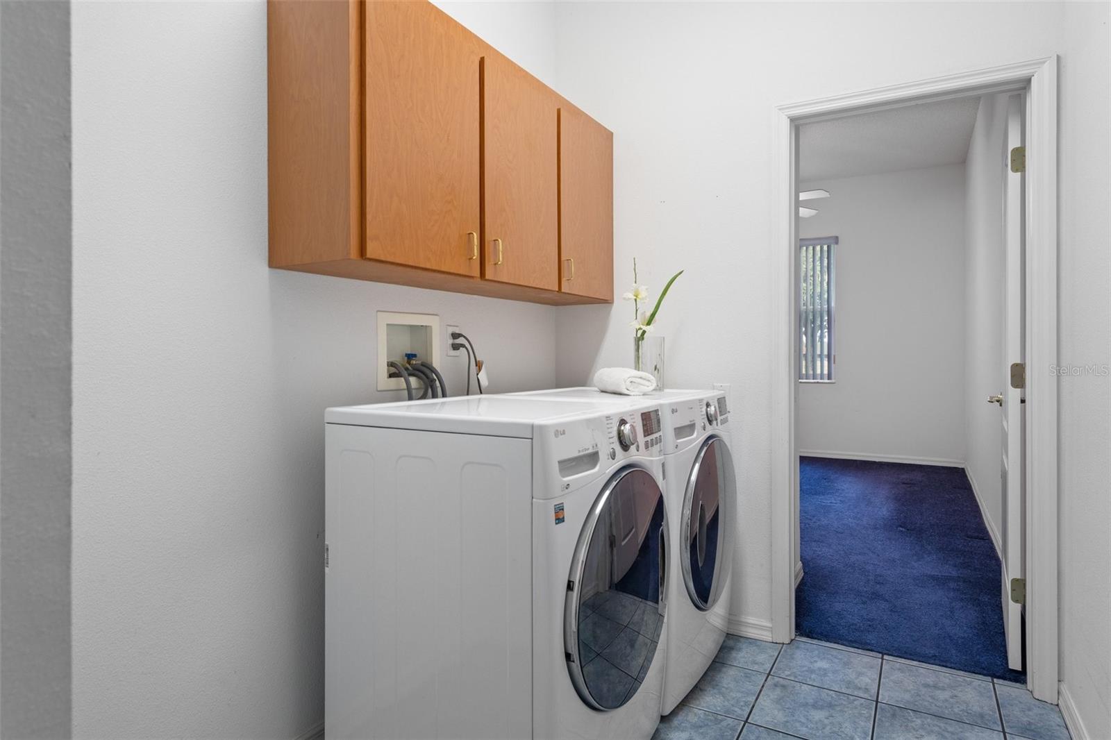 Image 35 of 61 For 13496 S Oakview Avenue