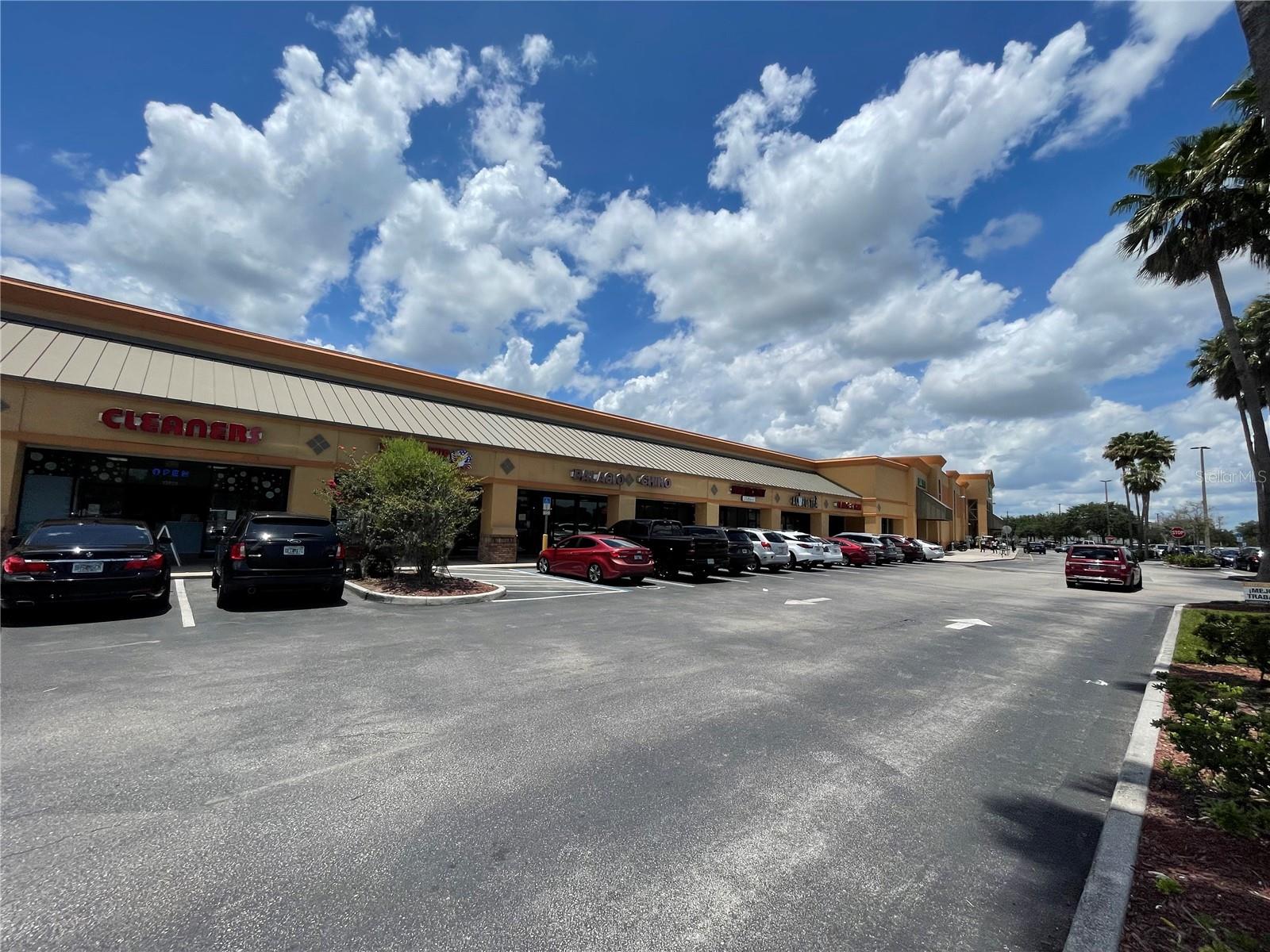 Image 4 of 5 For 13890 Landstar Boulevard