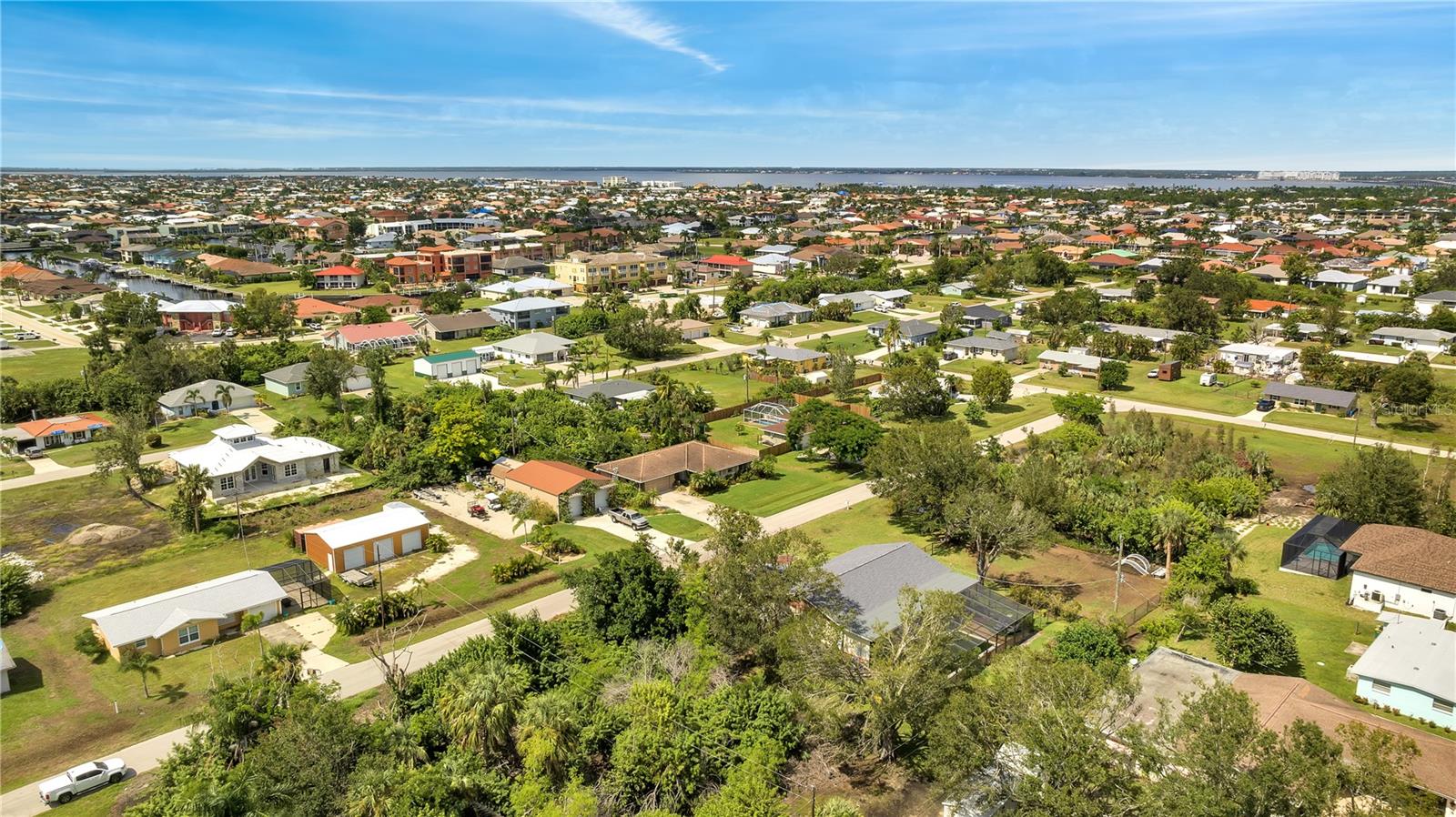 Image 5 of 6 For 2720 Poinciana Court