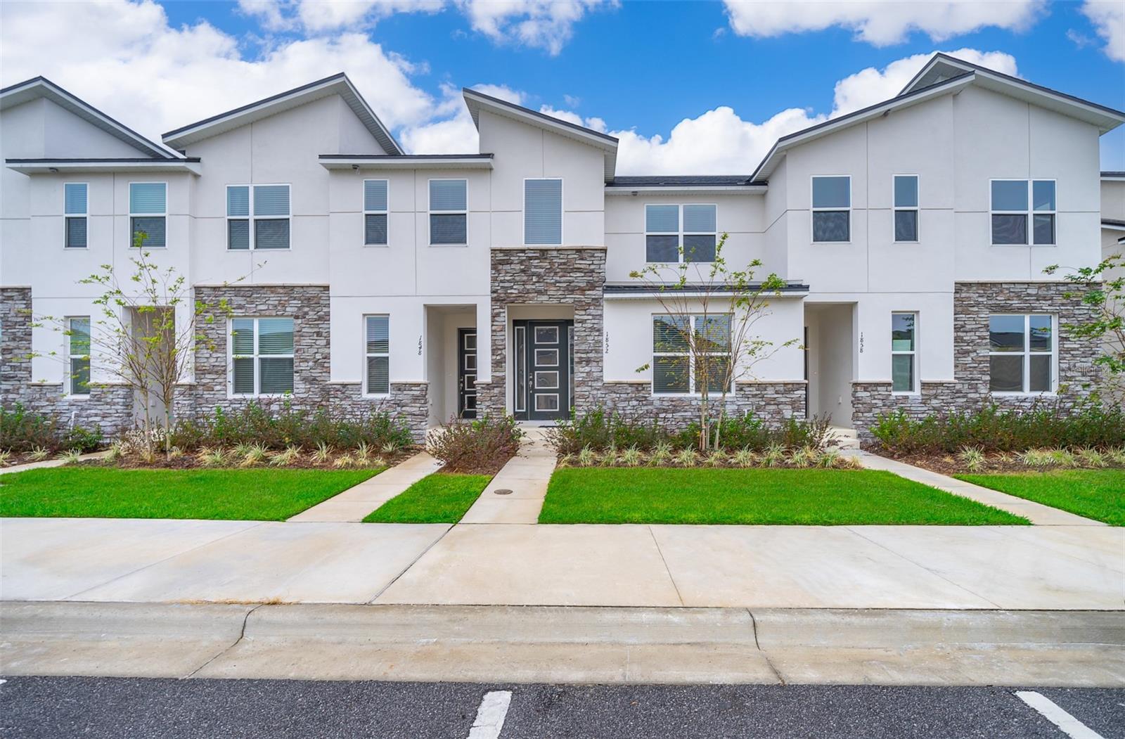 Details for 1852 Tropical Palms Circle, KISSIMMEE, FL 34747