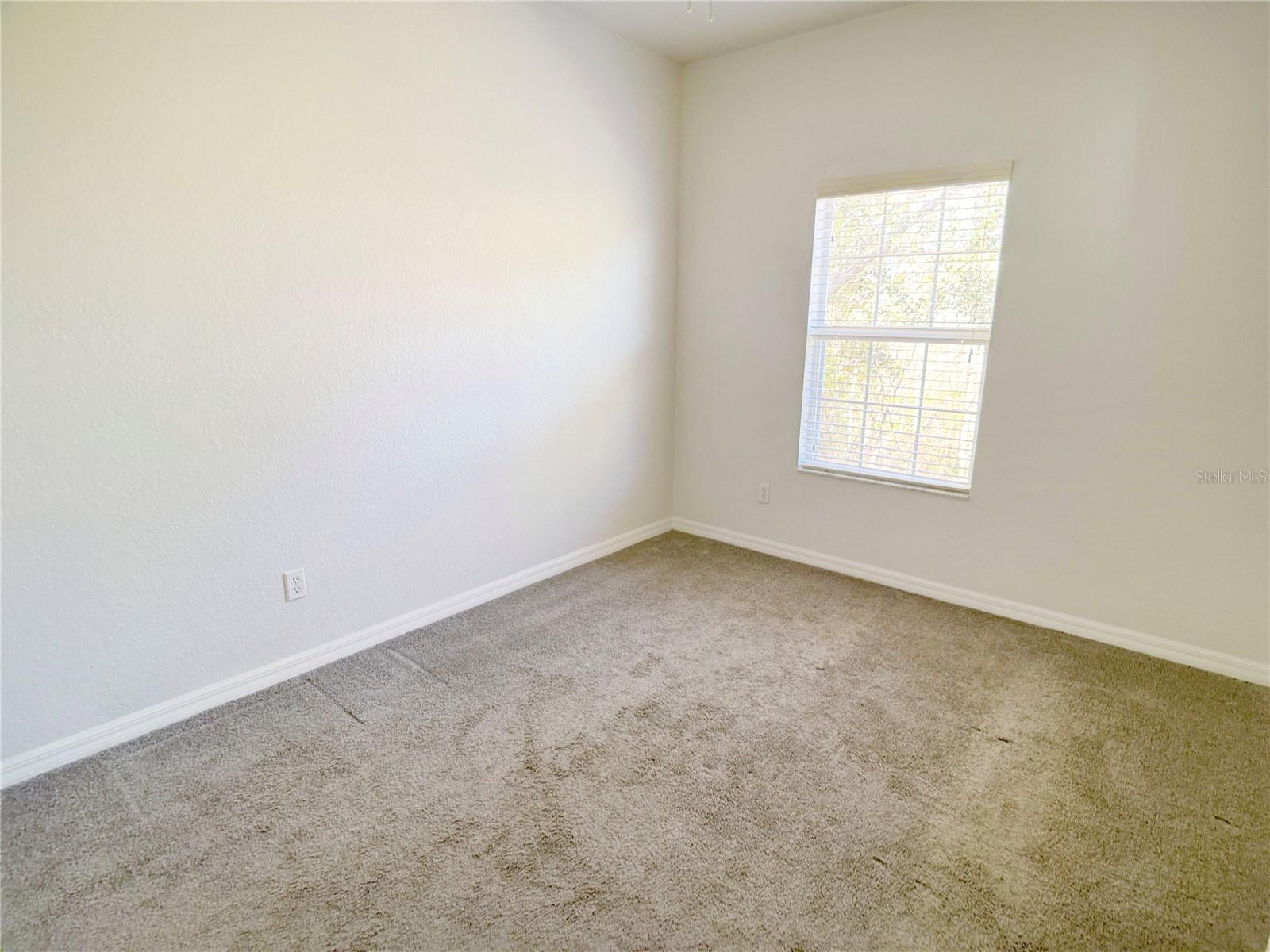 Image 15 of 20 For 2374 Caravelle Circle
