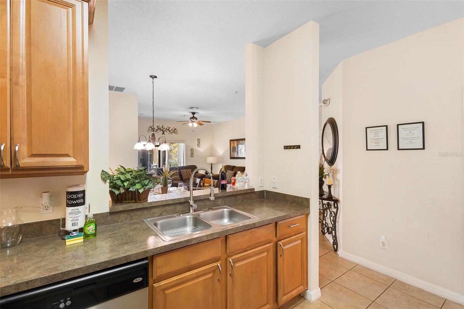 Image 13 of 46 For 2824 Oakwater Drive 2824