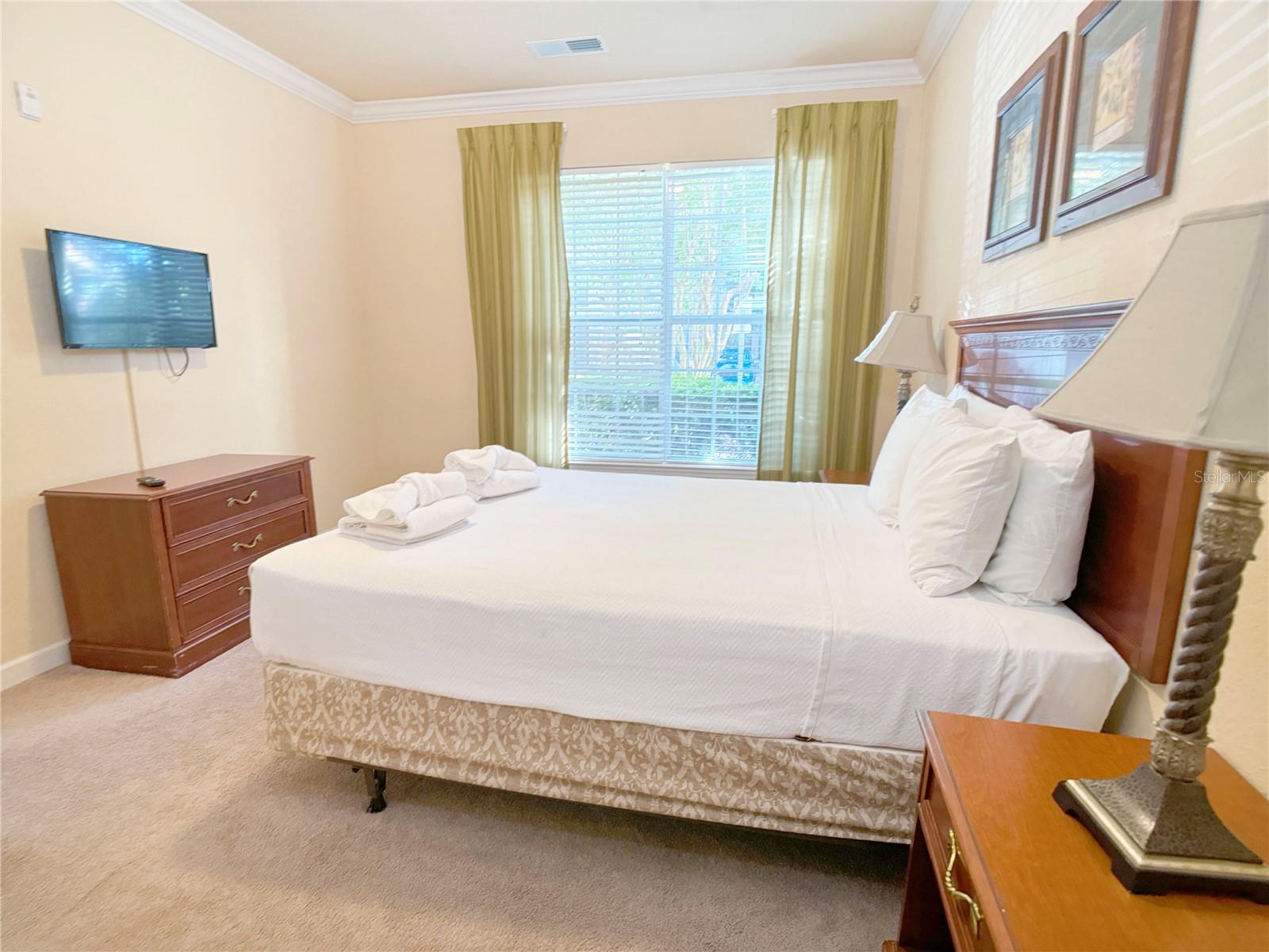 Image 10 of 29 For 8010 Tuscany Way 3103