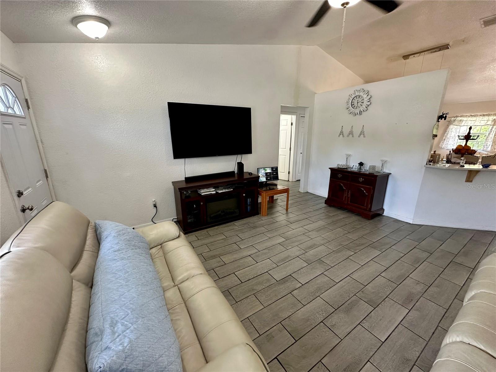 Image 7 of 26 For 151 3rd Avenue