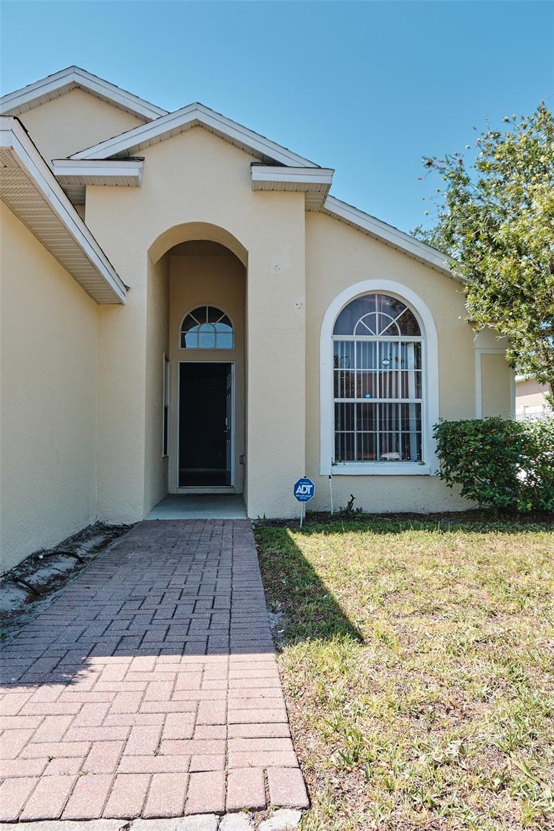 Image 20 of 38 For 2726 Randal Way