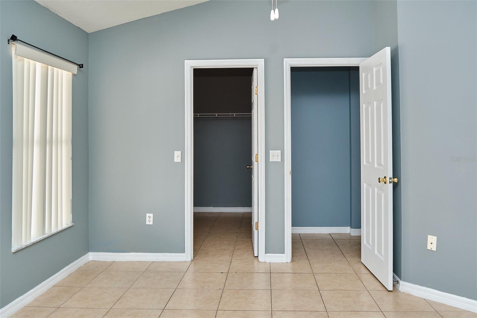 Image 21 of 38 For 2726 Randal Way
