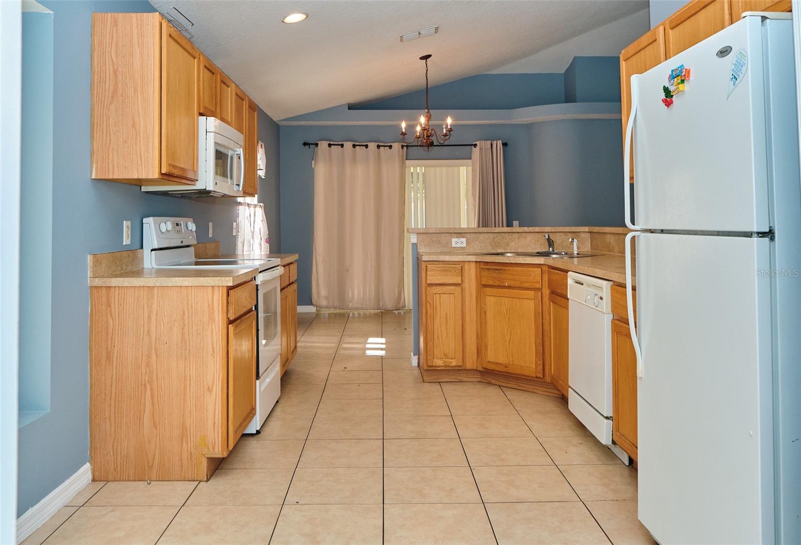 Image 8 of 38 For 2726 Randal Way