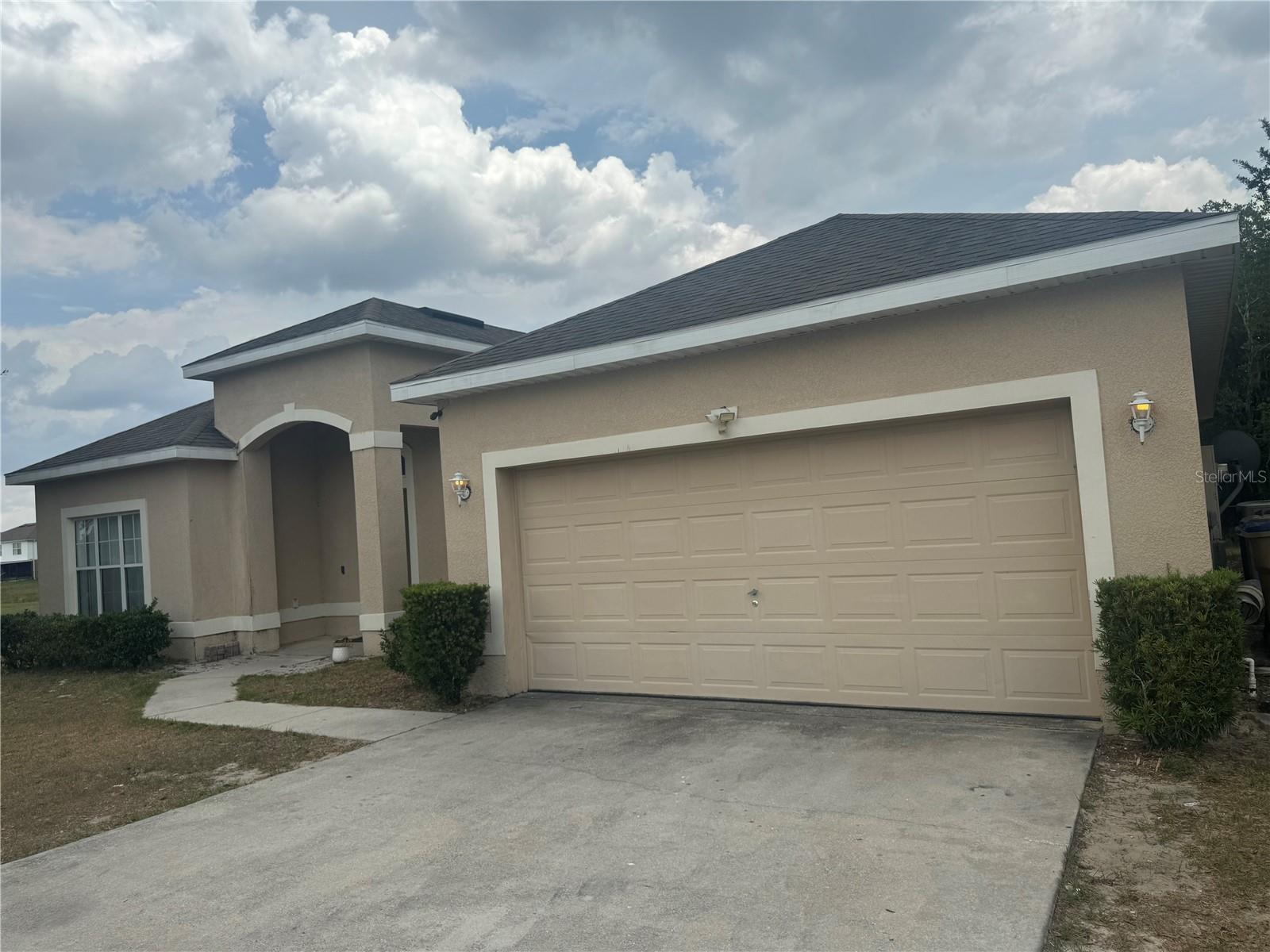 Details for 913 Gascony Court, KISSIMMEE, FL 34759