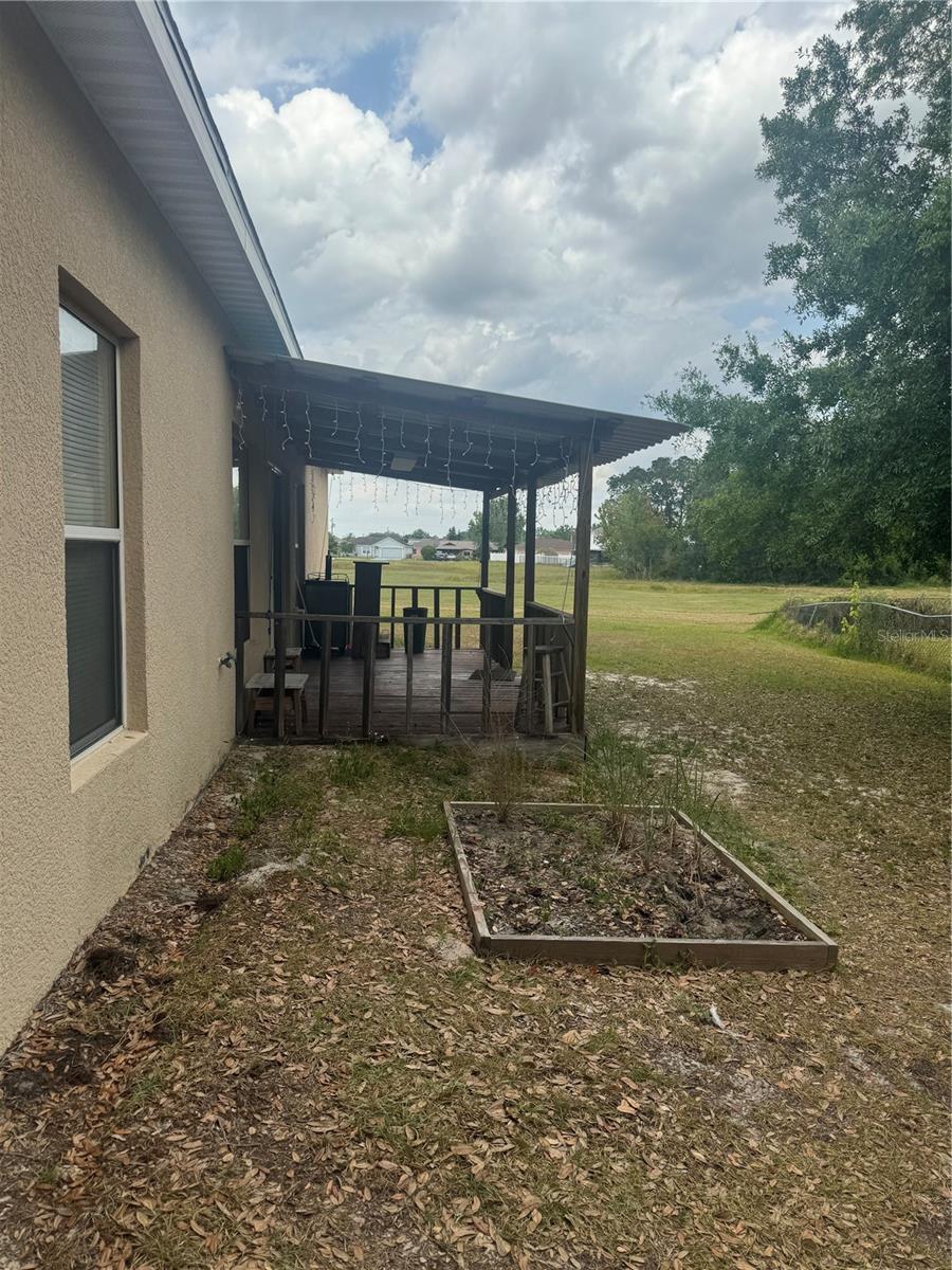 Image 17 of 17 For 913 Gascony Court