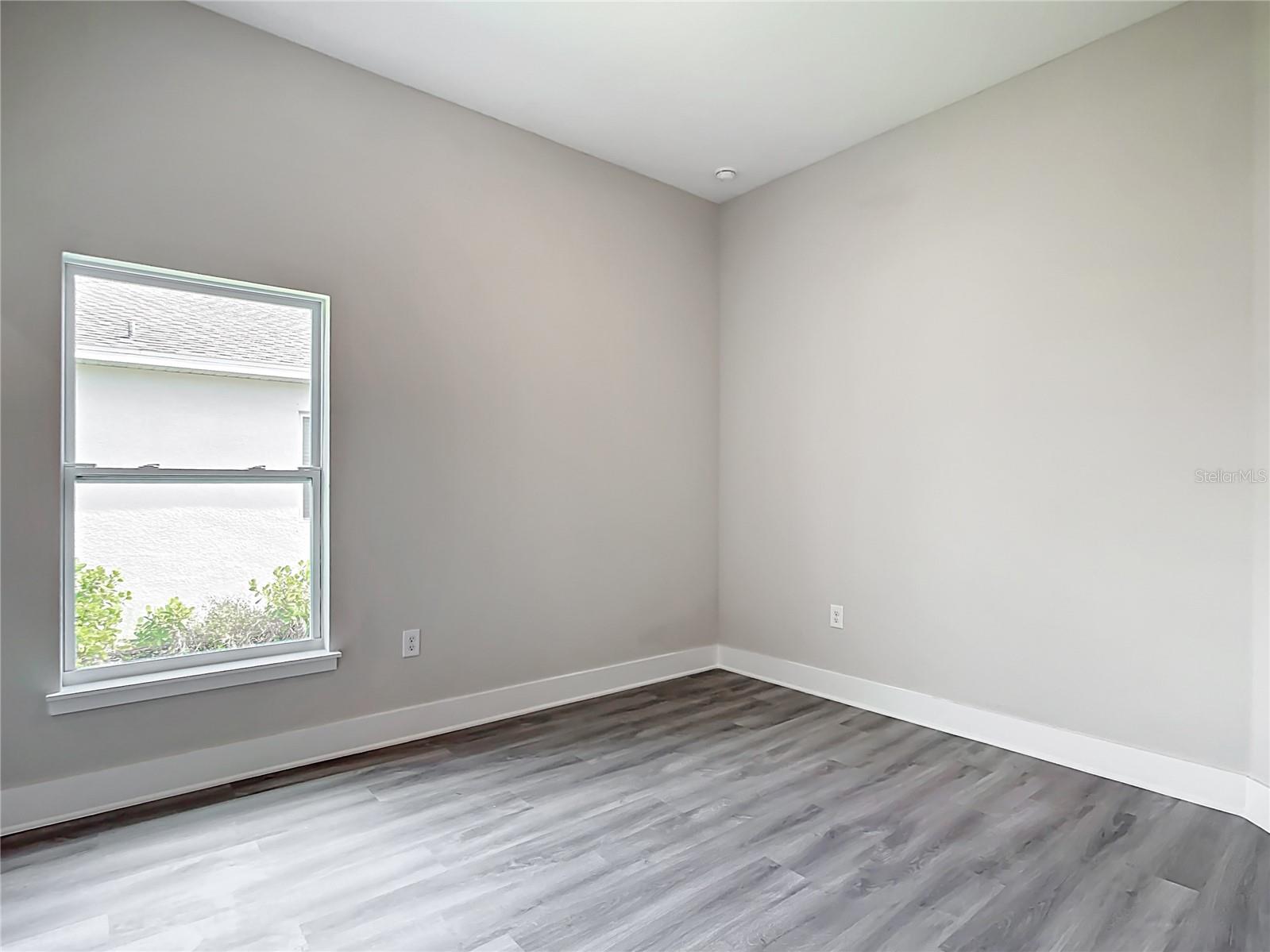 Image 37 of 59 For 13527 Ainsworth Lane