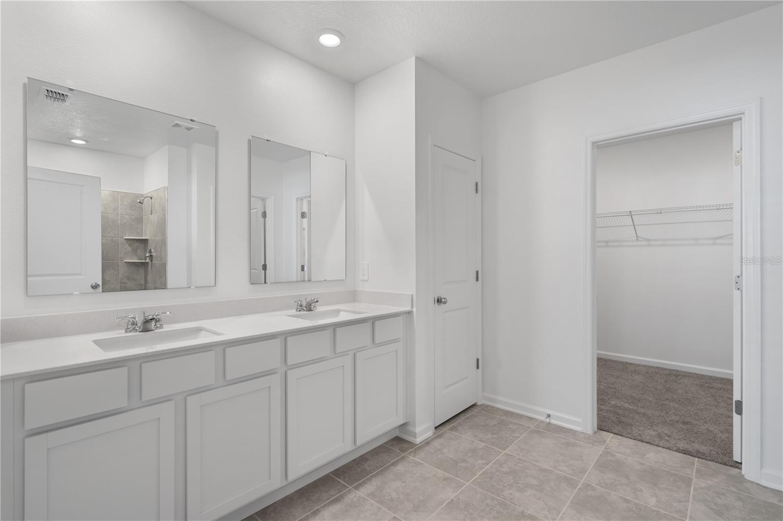 Image 18 of 32 For 4980 Worchester Drive