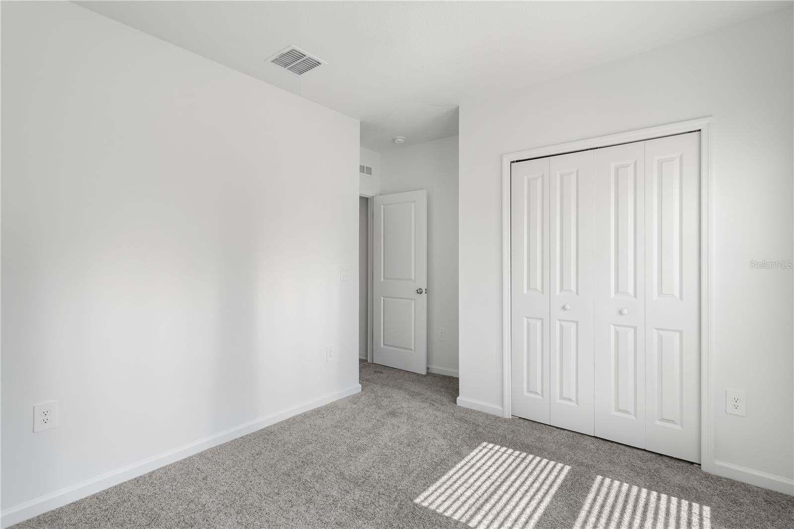 Image 23 of 32 For 4980 Worchester Drive