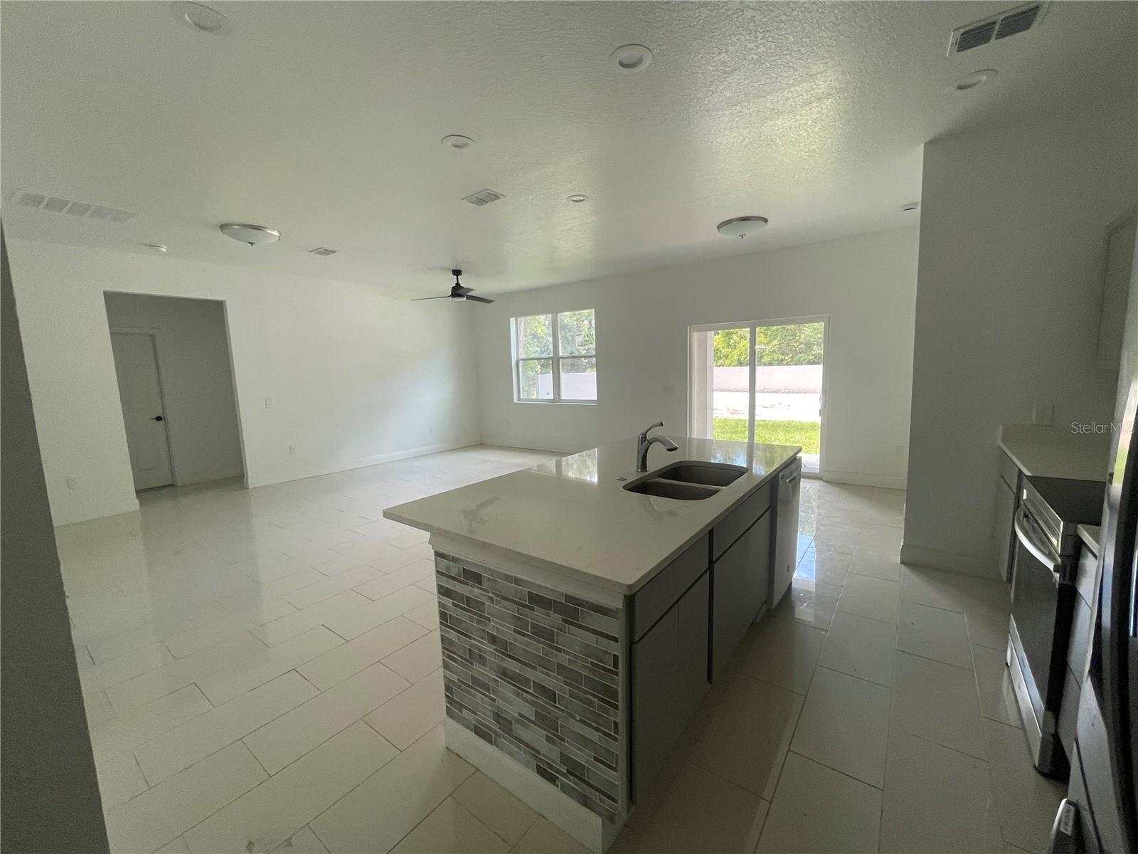 Image 16 of 24 For 1730 Old Apopka Rd
