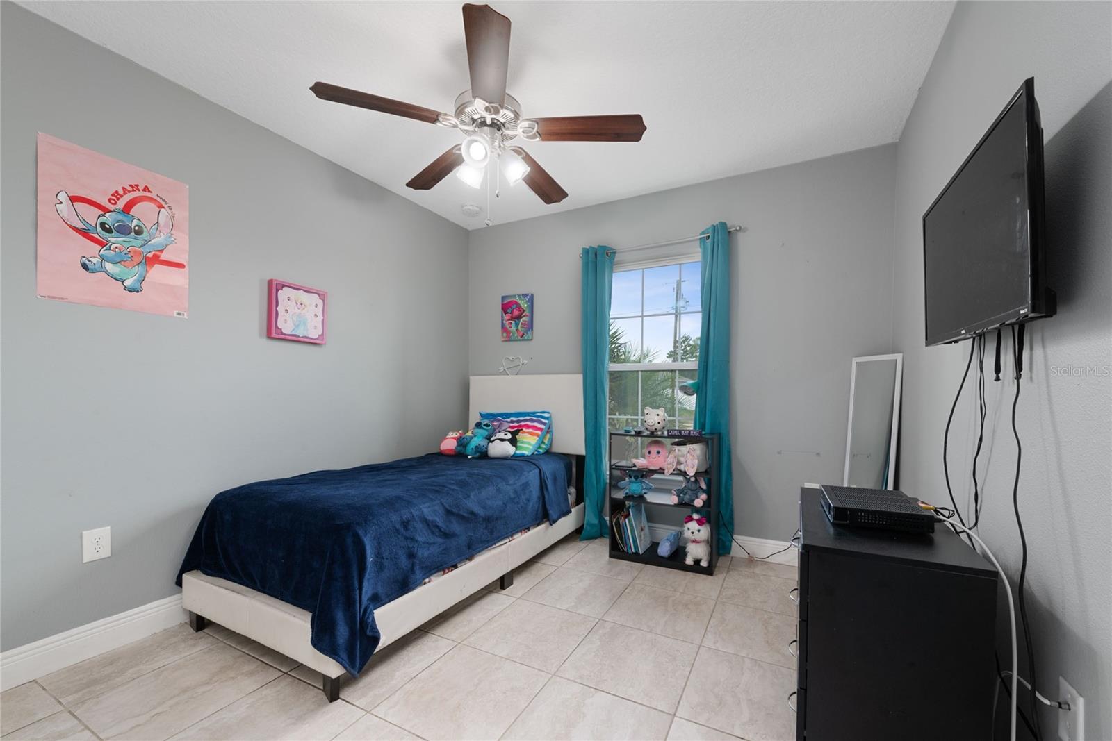 Image 9 of 39 For 340 Elderberry Court