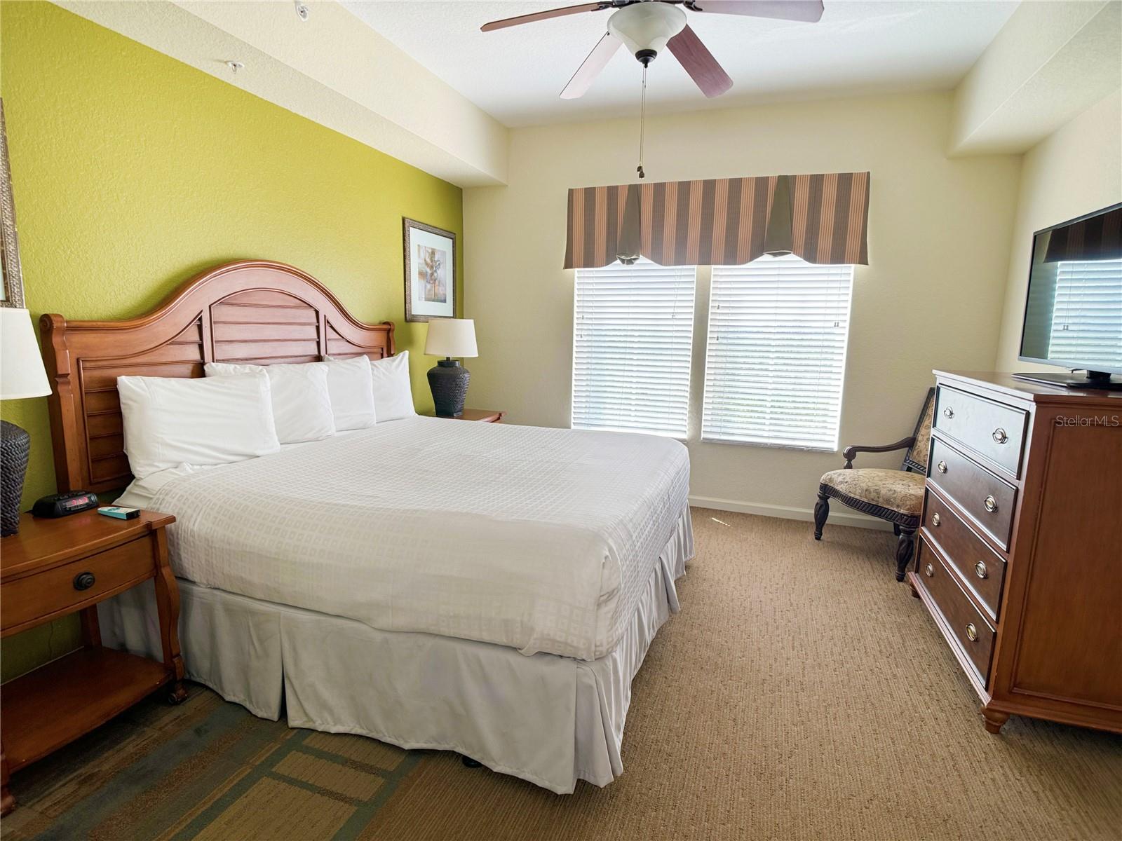 Image 9 of 25 For 8125 Resort Village Drive 5705