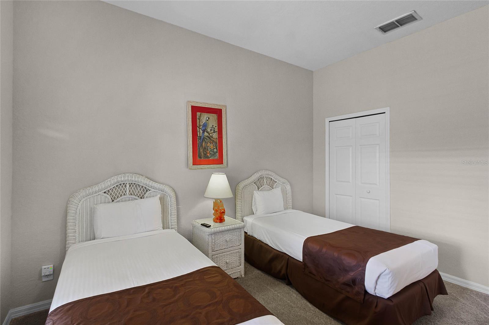 Image 20 of 41 For 1110 New Providence Promenade  1110