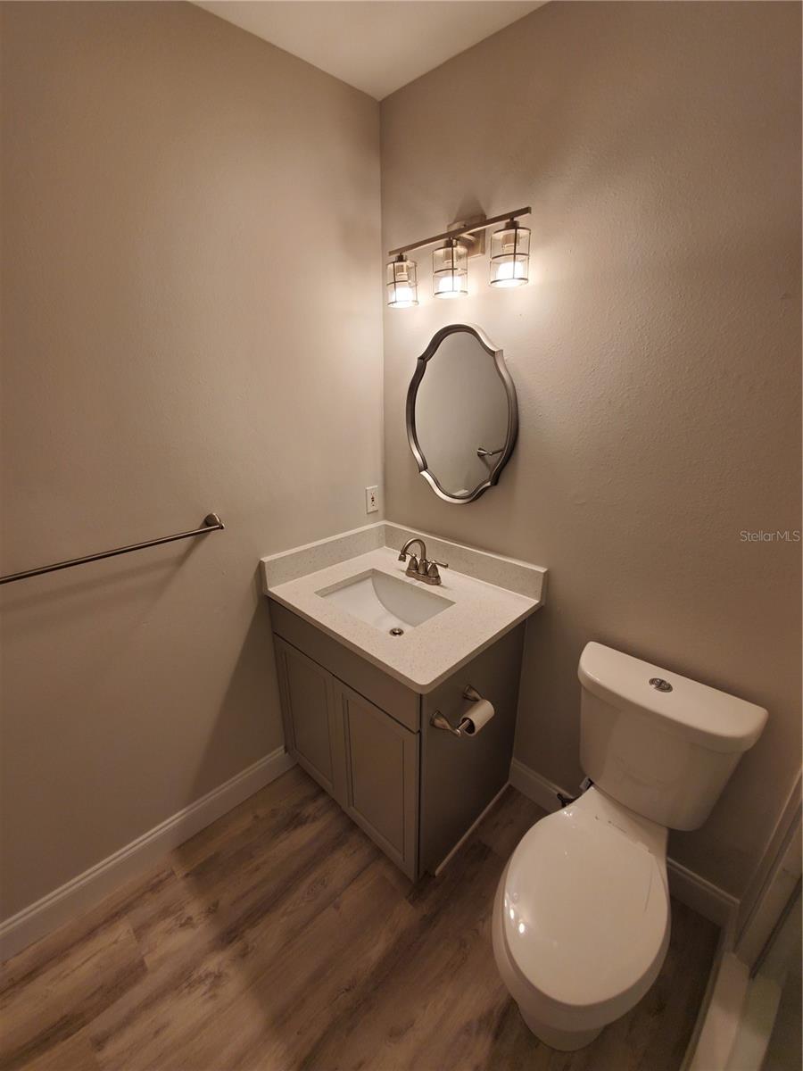 Image 17 of 25 For 714 Siena Palm Drive 203