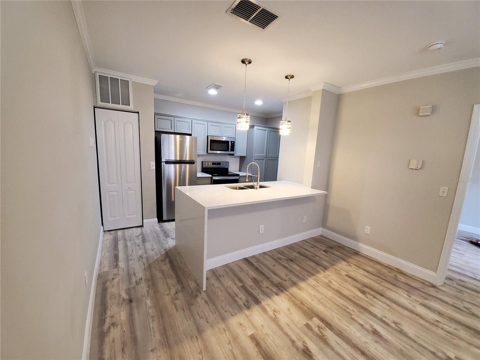 Image 3 of 25 For 714 Siena Palm Drive 203