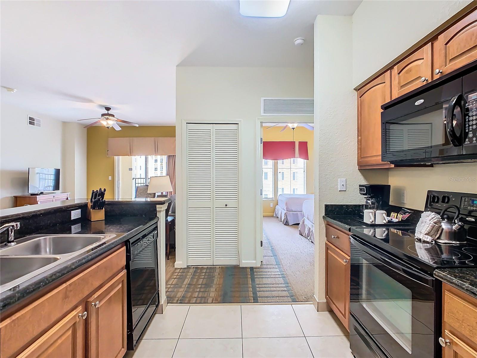 Image 13 of 54 For 8125 Resort Village Drive 51104