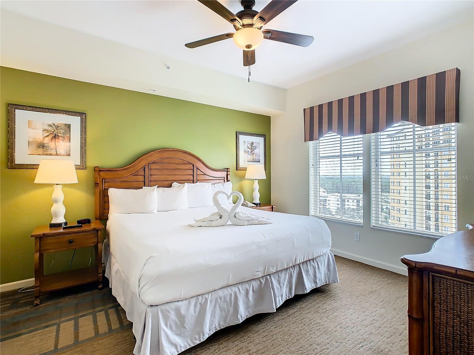 Image 2 of 54 For 8125 Resort Village Drive 51104