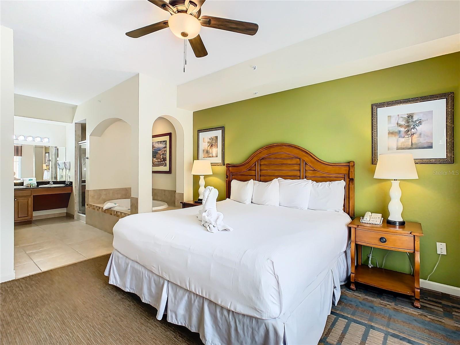 Image 30 of 54 For 8125 Resort Village Drive 51104