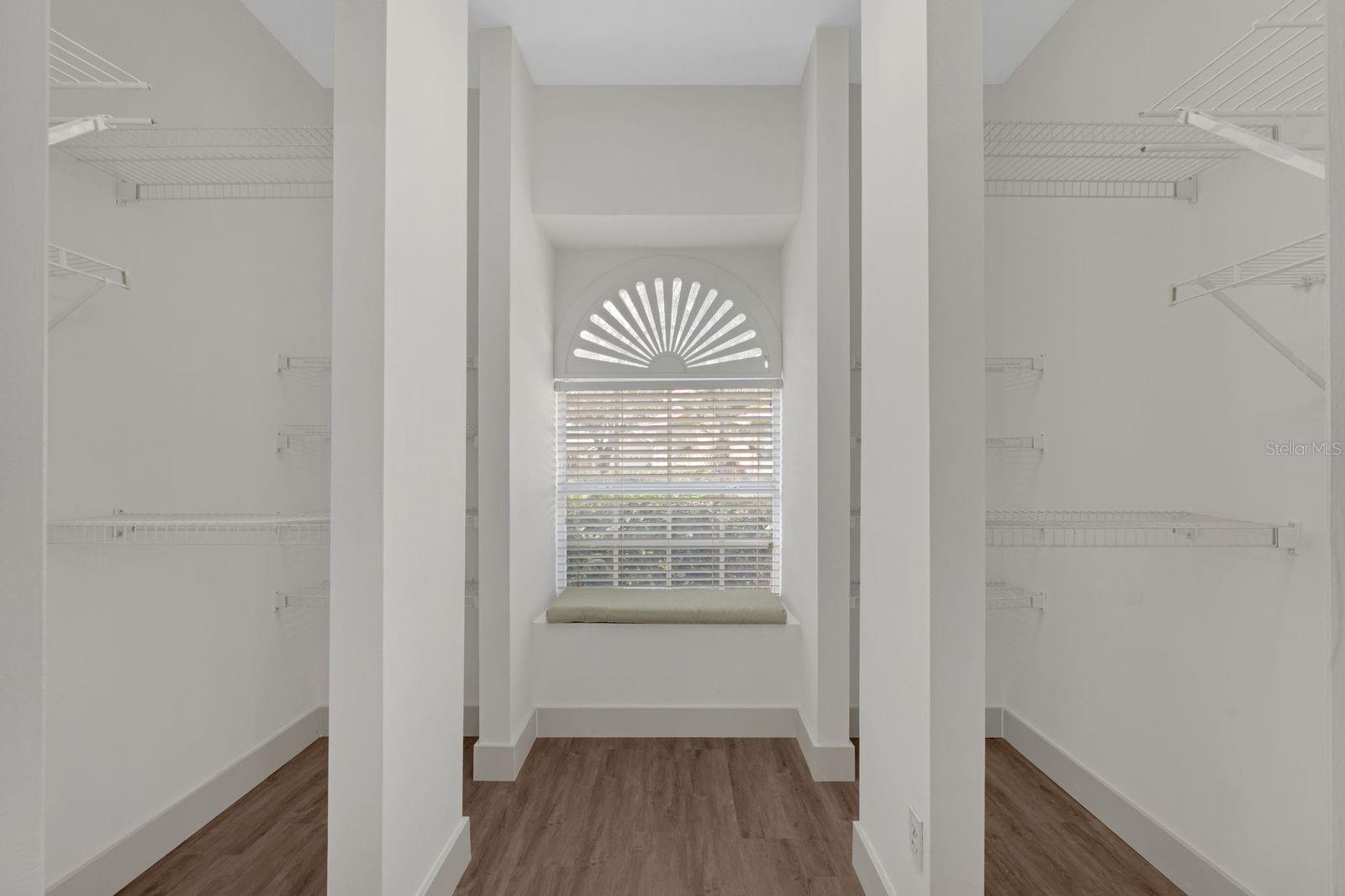 Image 32 of 38 For 14606 Heathermere Lane