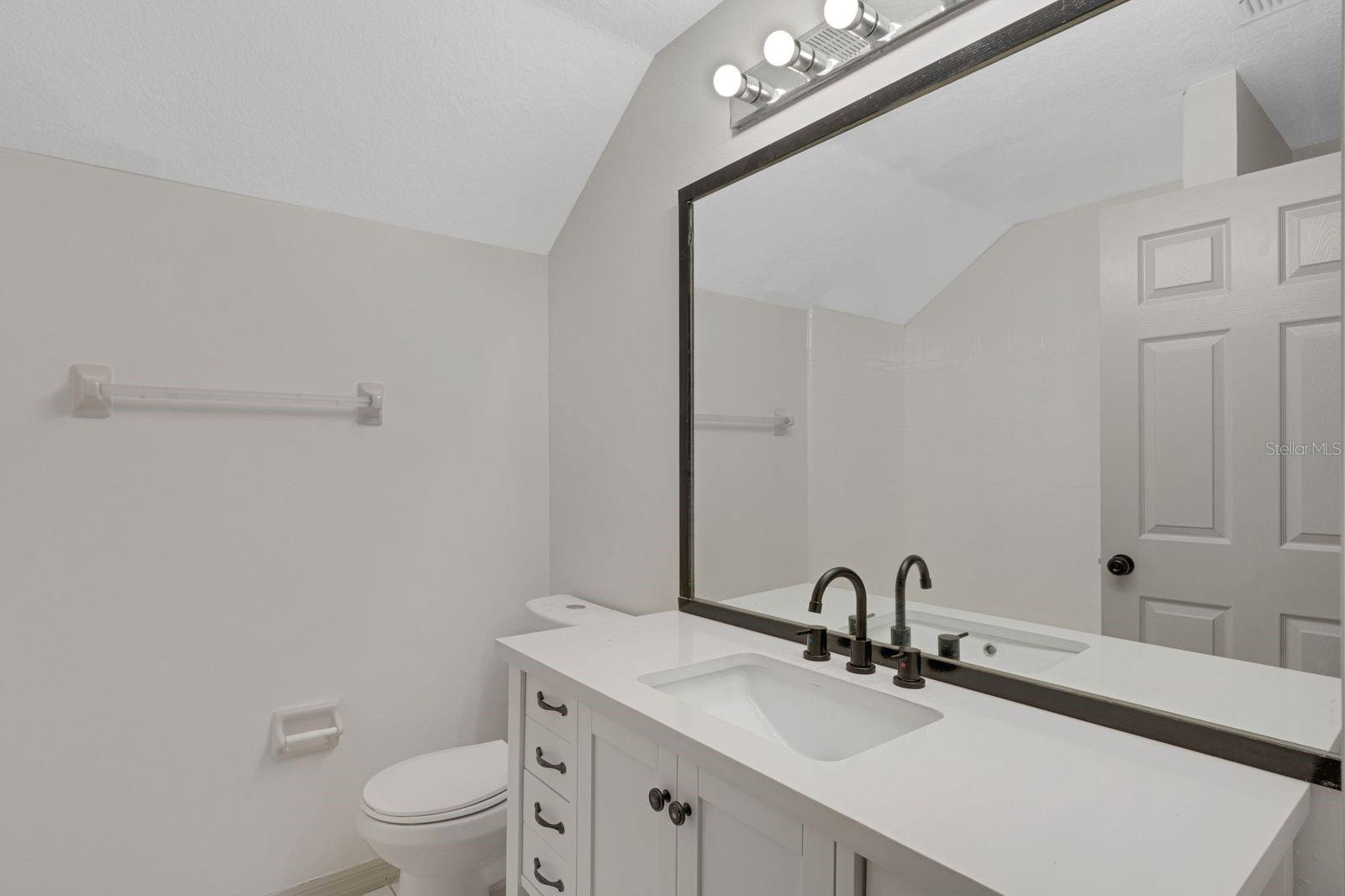 Image 34 of 38 For 14606 Heathermere Lane