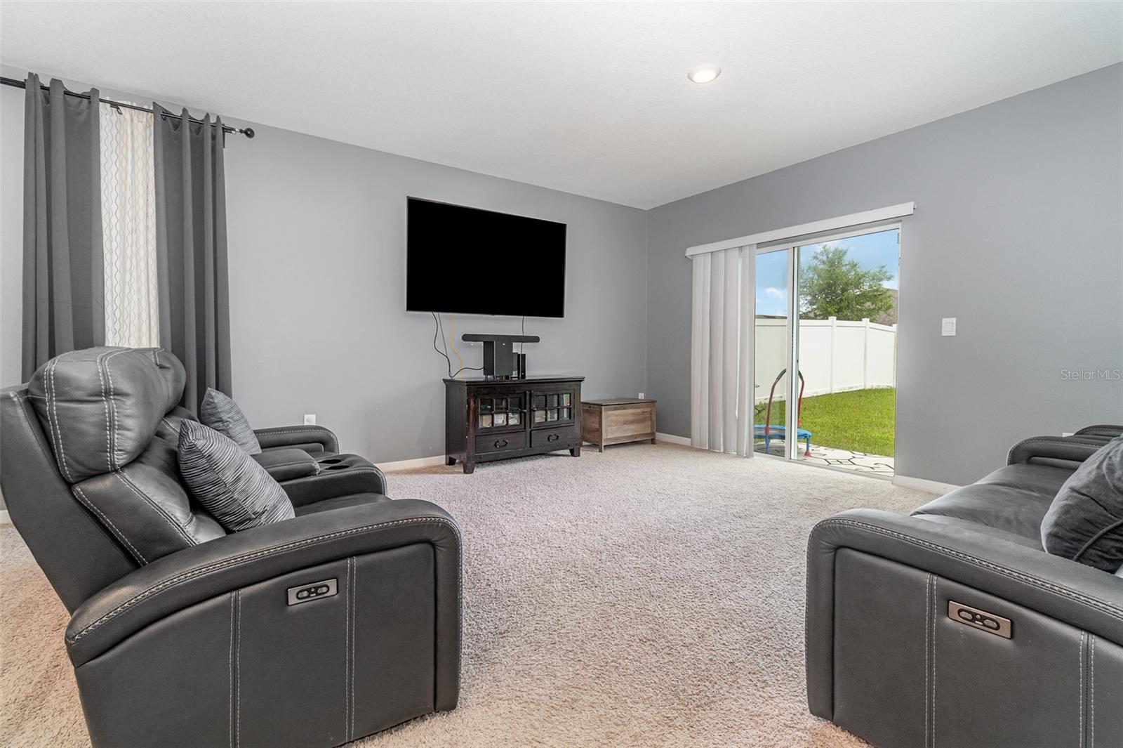 Image 9 of 28 For 6728 Huntleigh Hammock Road
