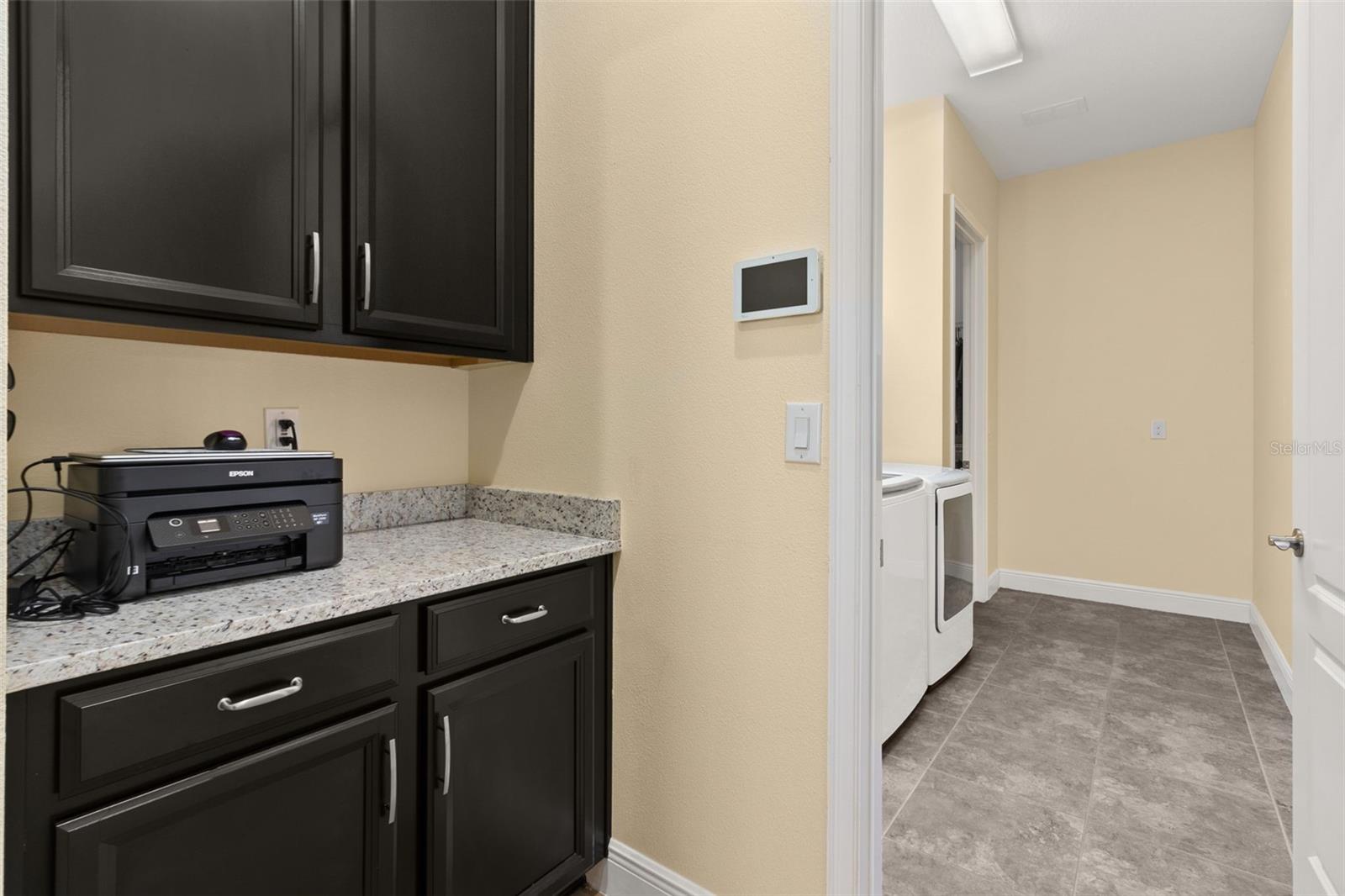 Image 19 of 84 For 5012 Fountainwood Drive