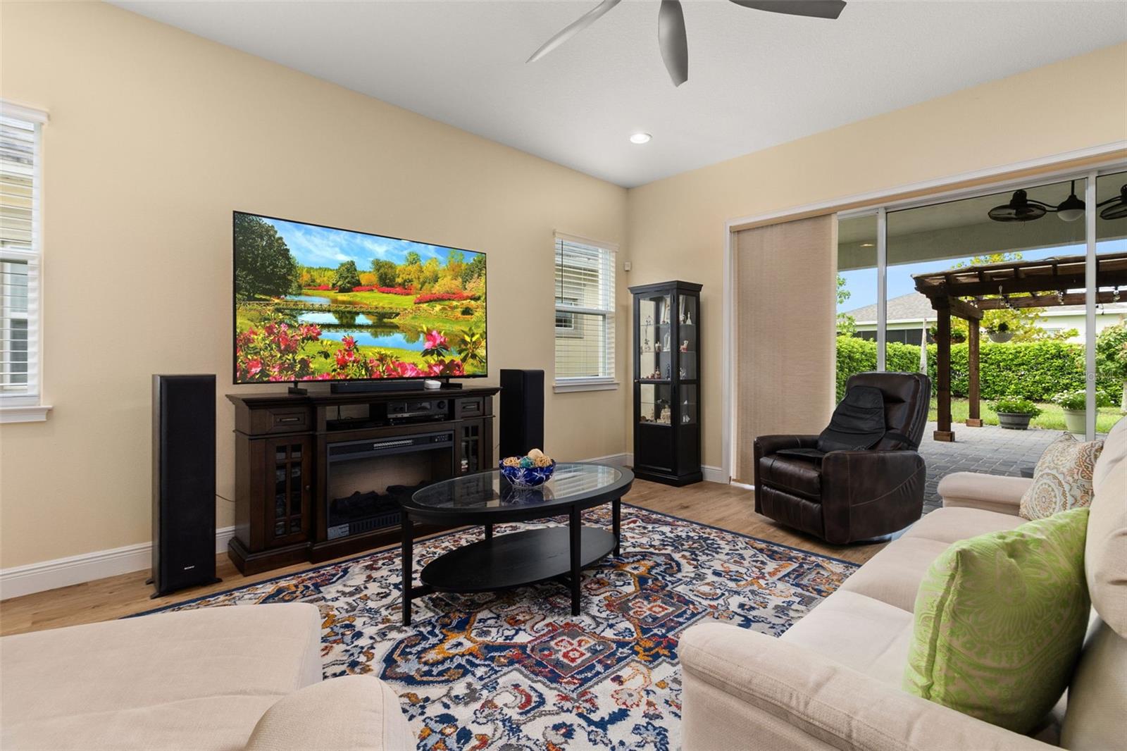 Image 34 of 84 For 5012 Fountainwood Drive
