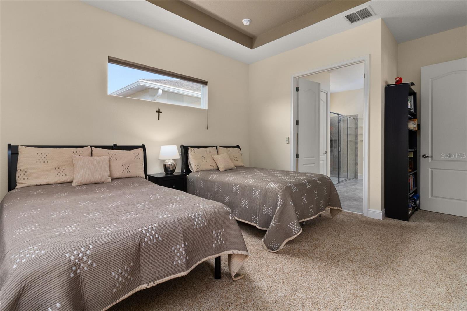 Image 38 of 84 For 5012 Fountainwood Drive