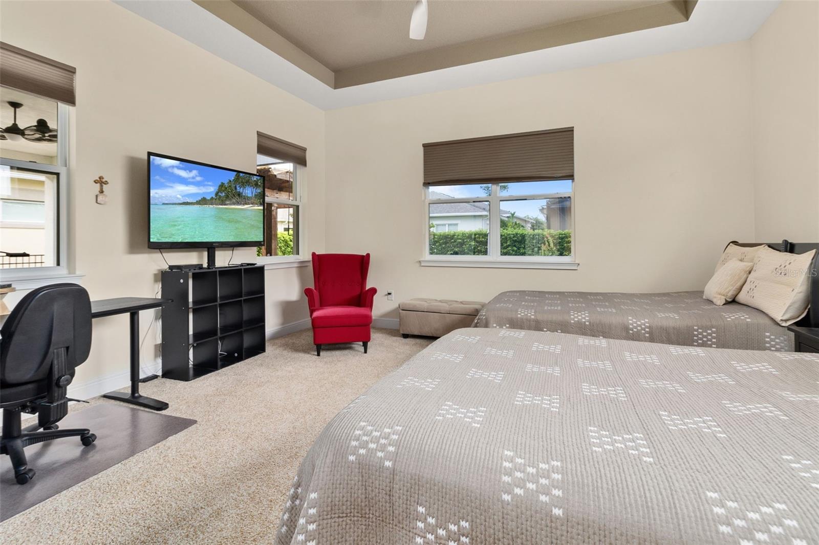Image 39 of 84 For 5012 Fountainwood Drive