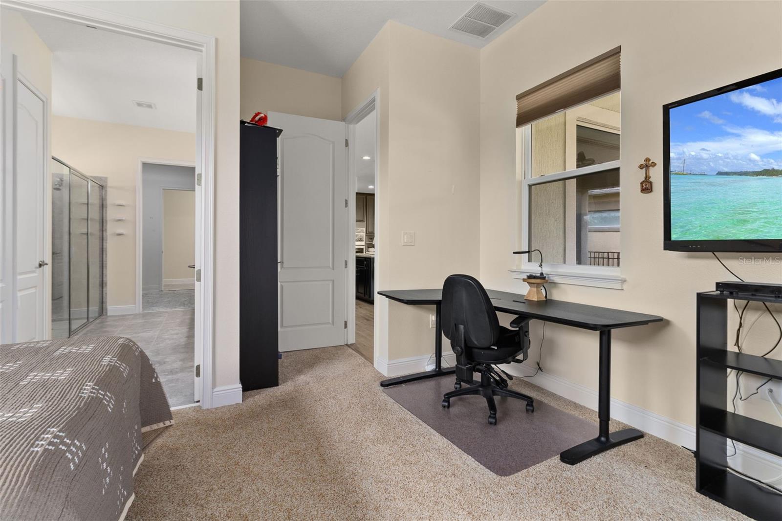 Image 40 of 84 For 5012 Fountainwood Drive