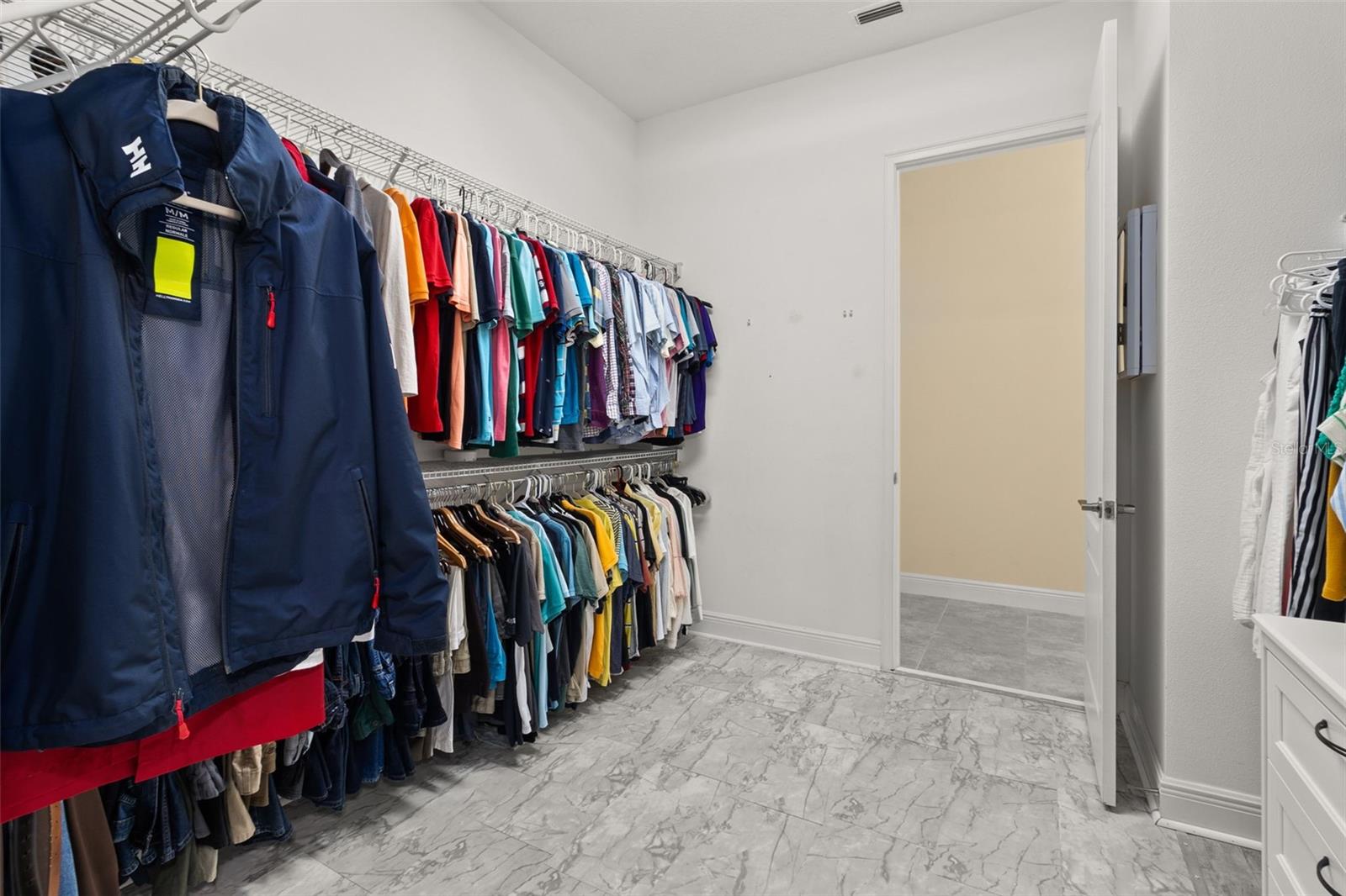 Image 45 of 84 For 5012 Fountainwood Drive
