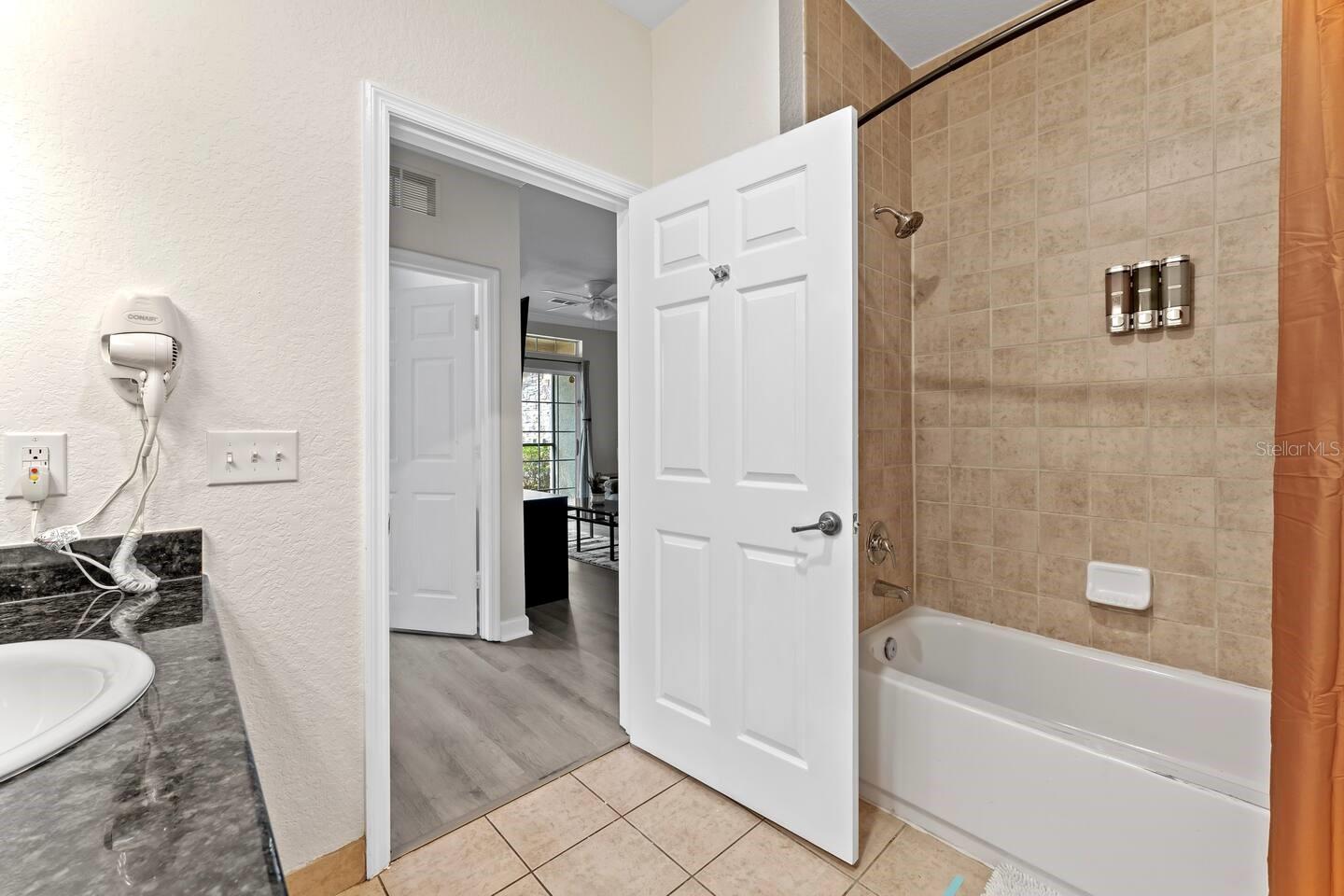 Image 20 of 34 For 1370 Tuscan Terrace 2104