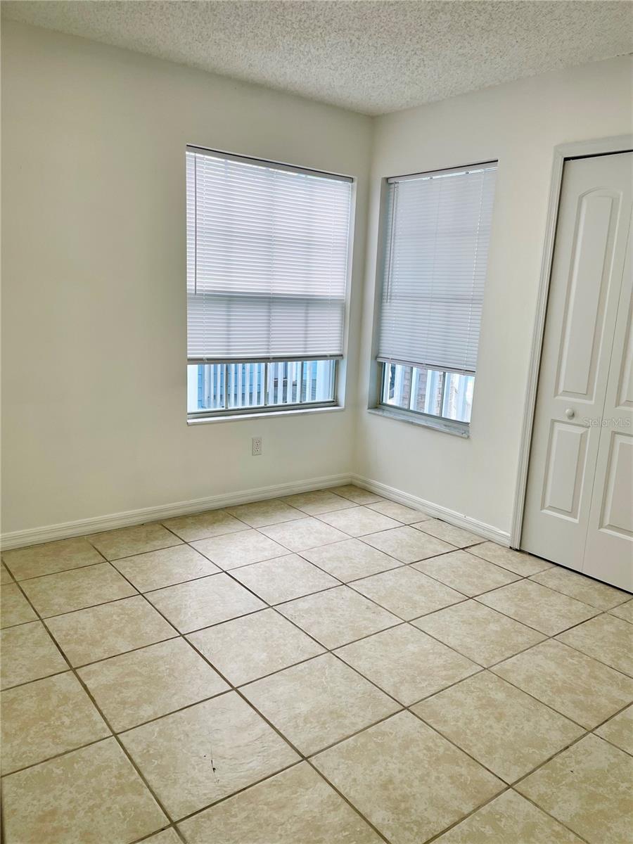 Image 6 of 9 For 2725 Poinciana Boulevard 148