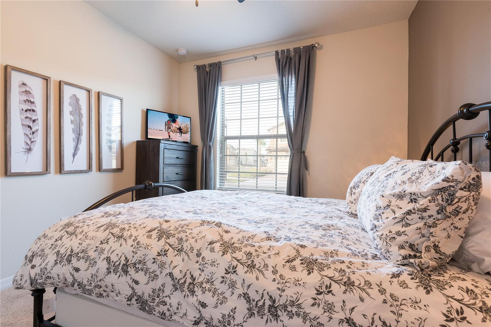 Image 11 of 62 For 9047 Rhodes Street
