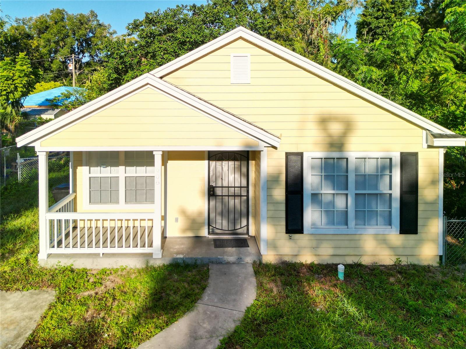 Image 2 of 51 For 908 19th Terrace