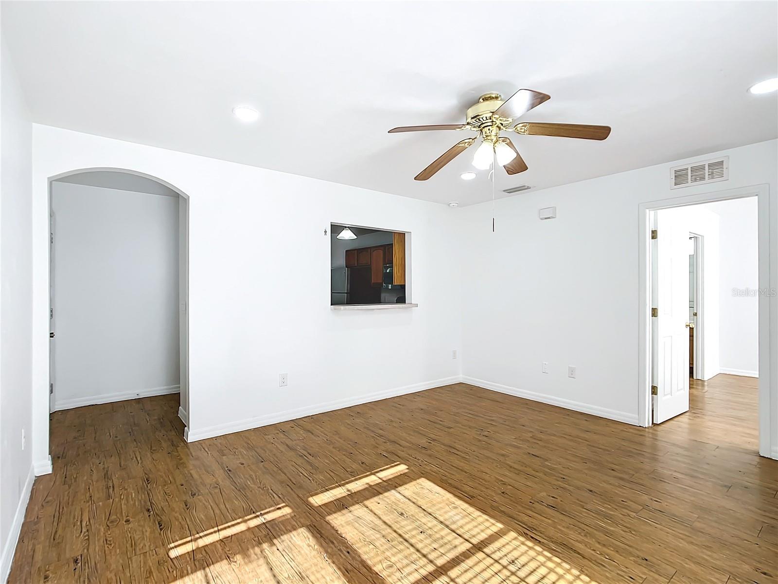 Image 24 of 51 For 908 19th Terrace