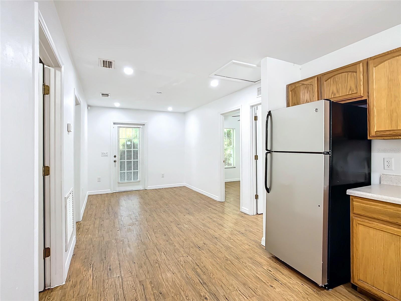 Image 30 of 51 For 908 19th Terrace